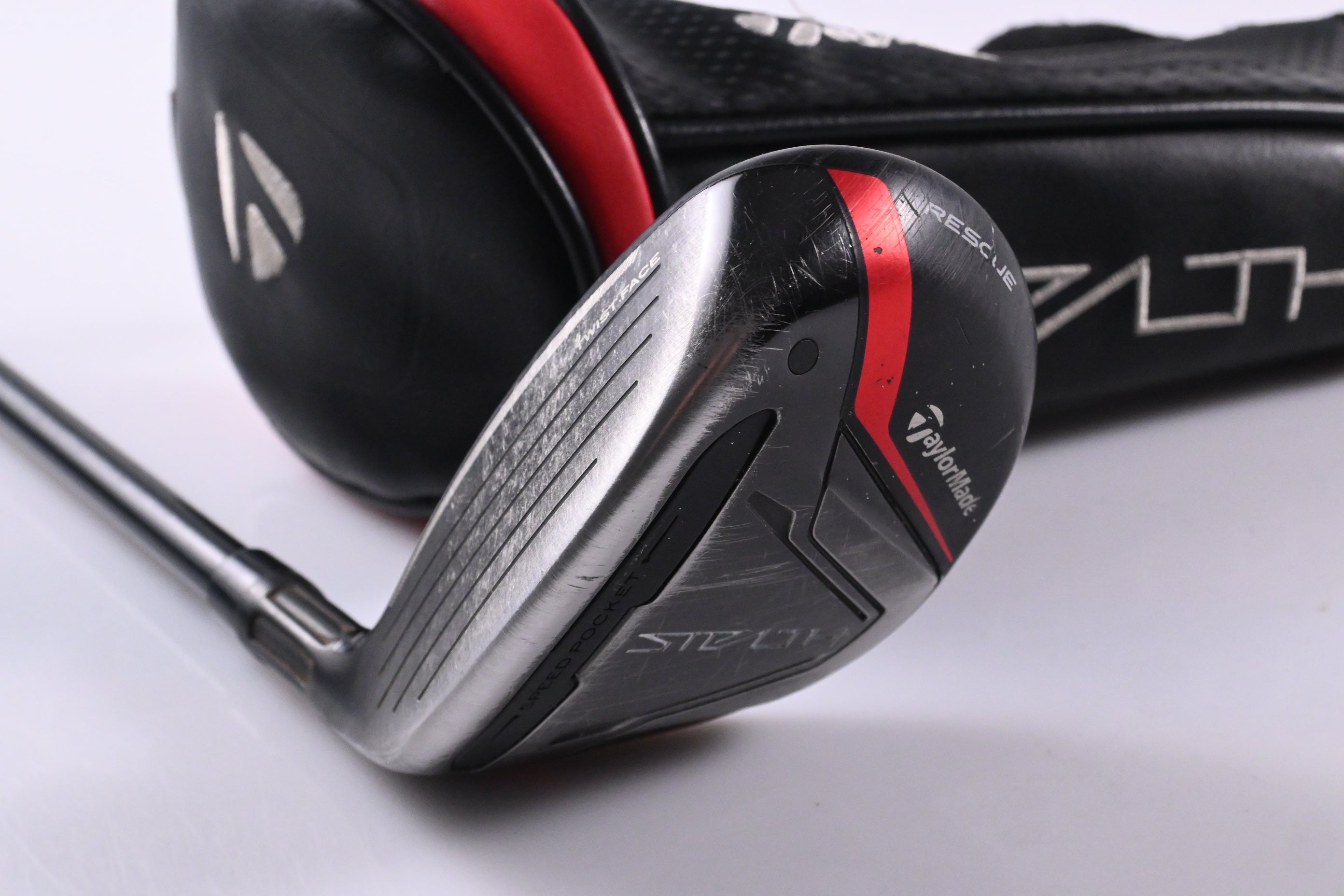 Left Hand Taylormade Stealth #3 Hybrid / 19 Degree / Regular Flex Ventus Red 6