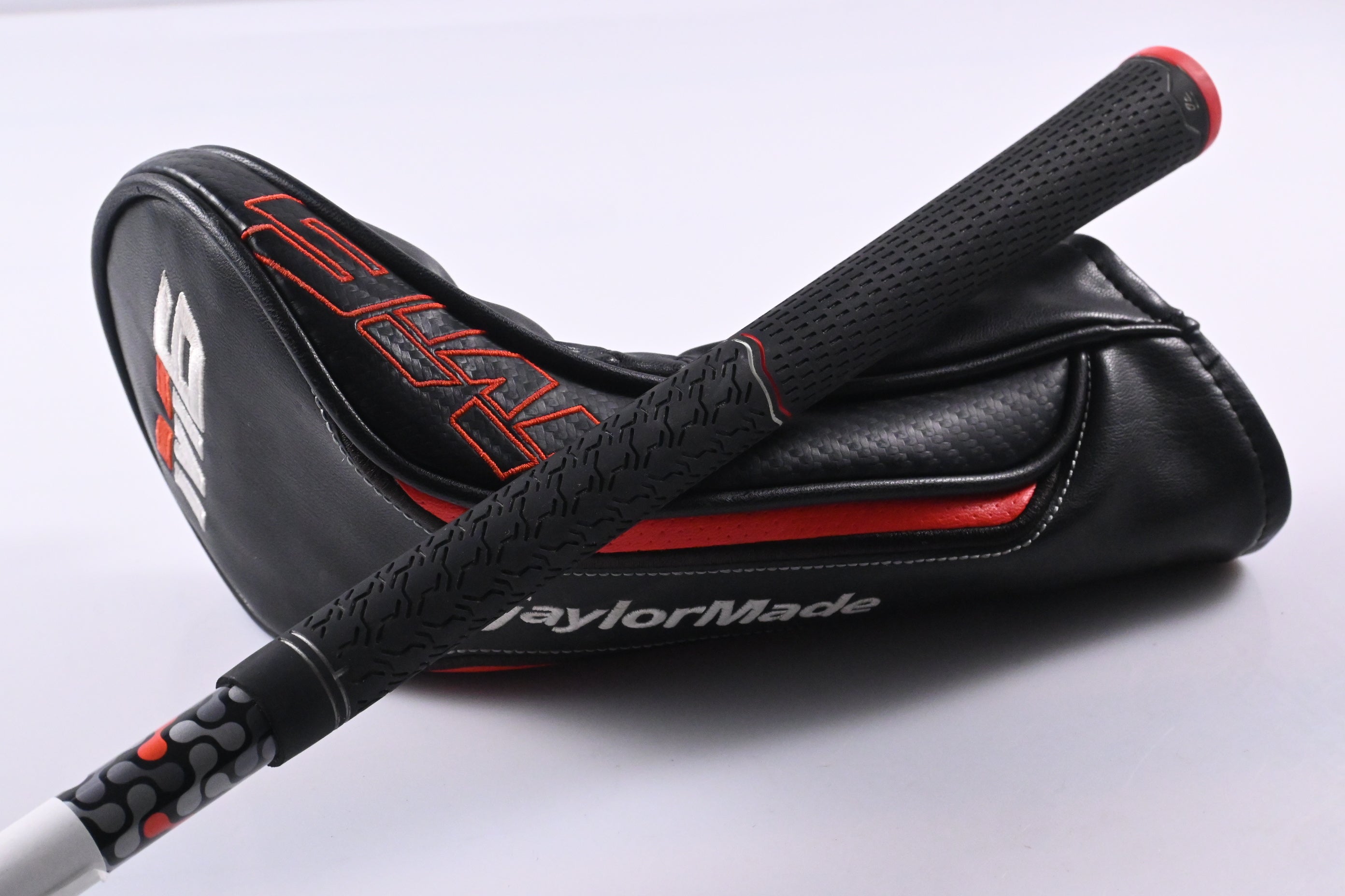 Taylormade M6 #3 Wood / 15 Degree / Regular Flex Fujikura Atmos Orange 5 Shaft