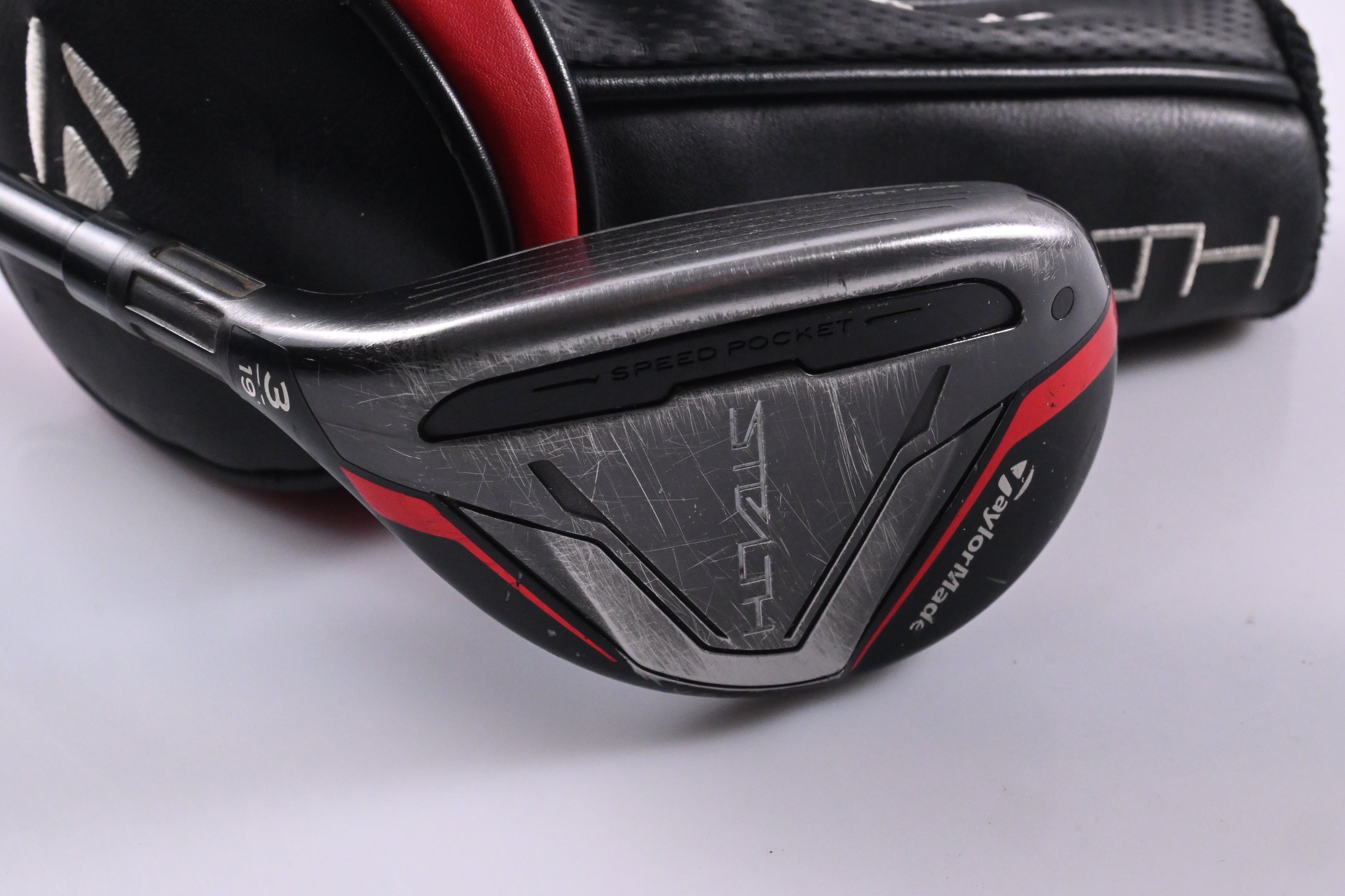 Left Hand Taylormade Stealth #3 Hybrid / 19 Degree / Regular Flex Ventus Red 6