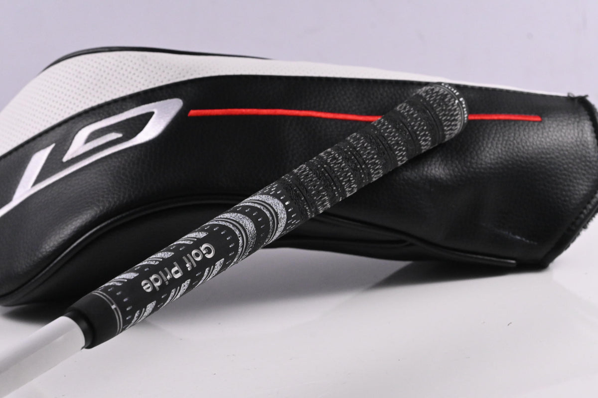 Titleist GT2 Driver / 10 Degree / X-Flex Fujikura Ventus Velocore+ Black 6 Shaft