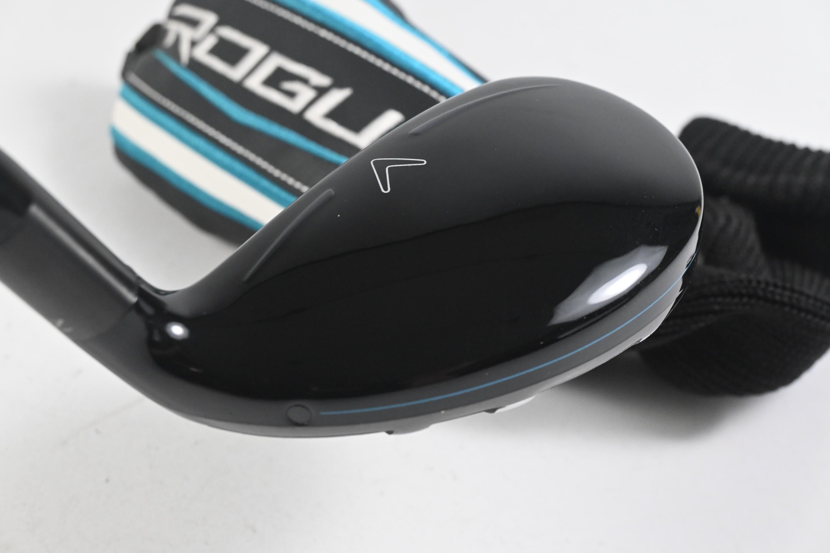 Callaway Rogue #4 Hybrid / 21 Degree / Regular Flex Aldila Synergy 60 Shaft