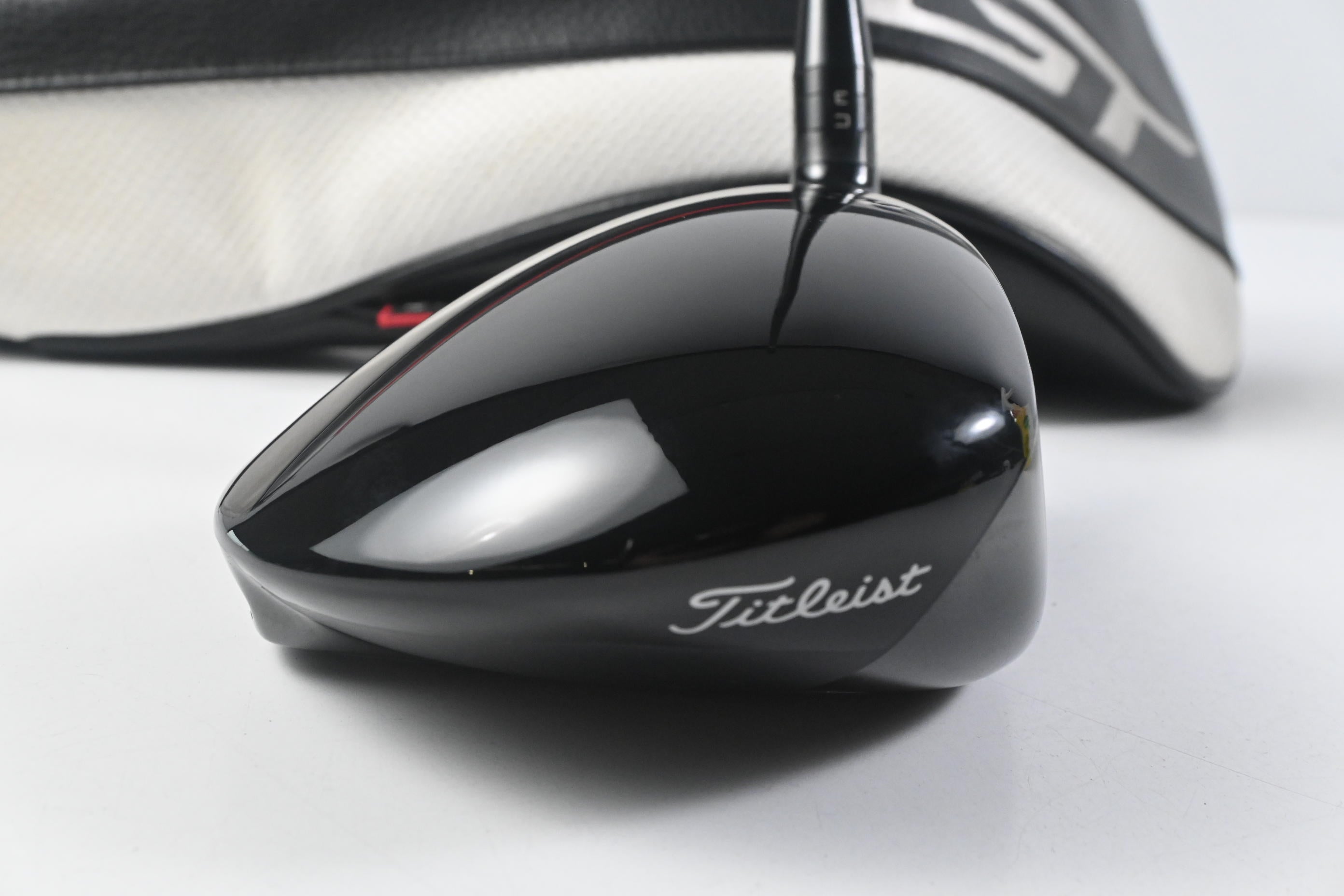 Titleist GT4 Driver / 9 Degree / Stiff Flex HZRDUS Black 60 Shaft