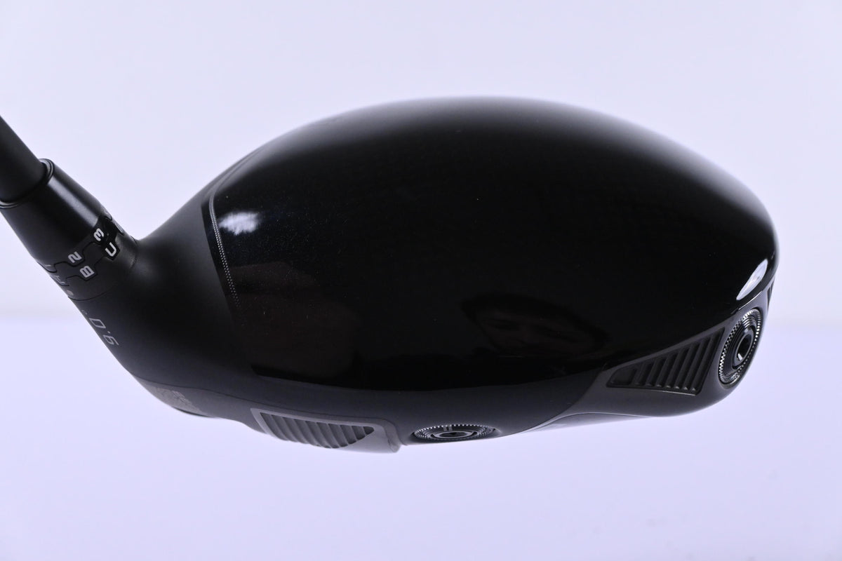 Cobra OPTM LS Driver / 9 Degree / X-Flex Kai'li Dark Waves White 60 Shaft
