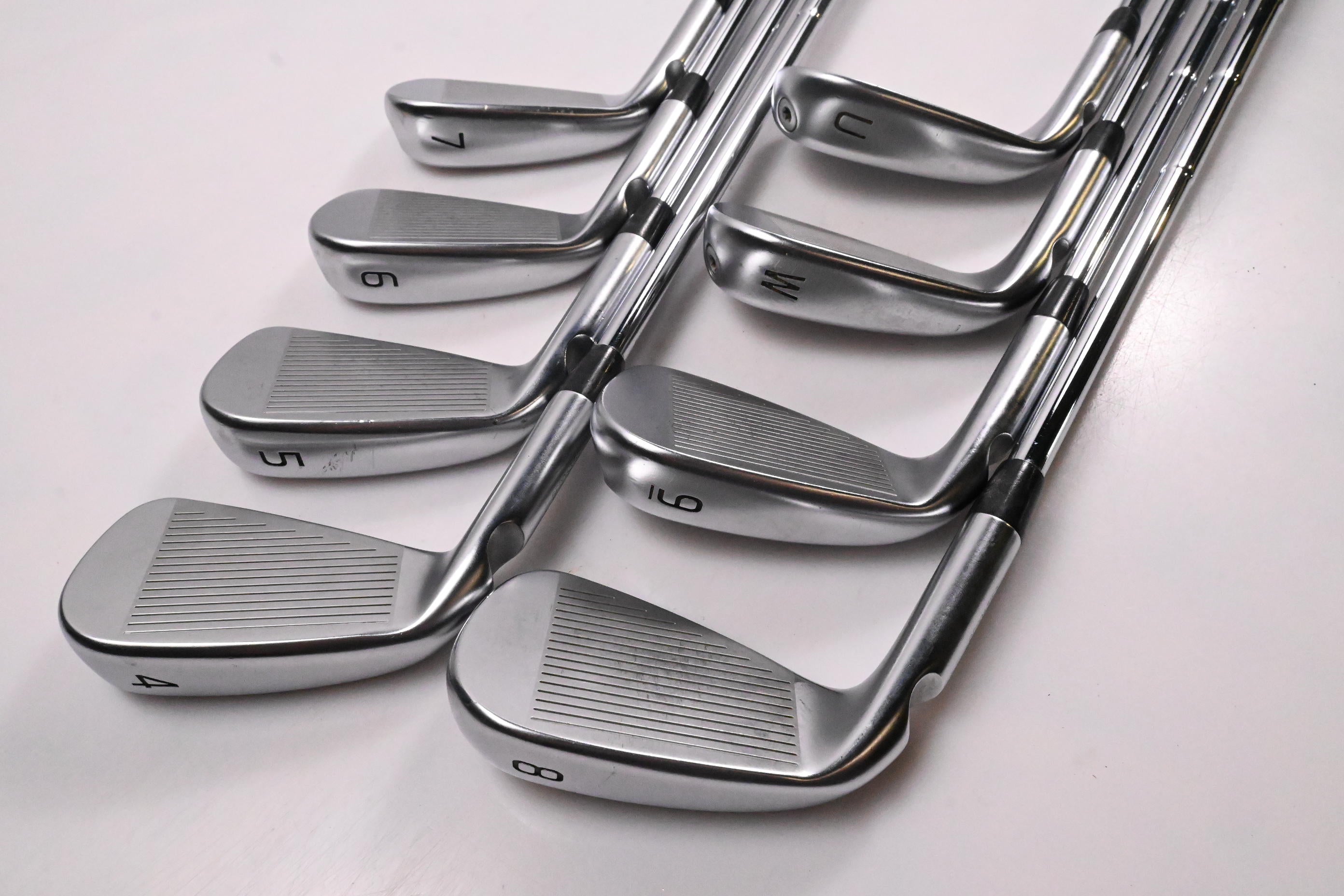 Ping i530 Irons / 4-PW-UW / Green Dot / Stiff Flex Dynamic Gold Mid 115 Shafts