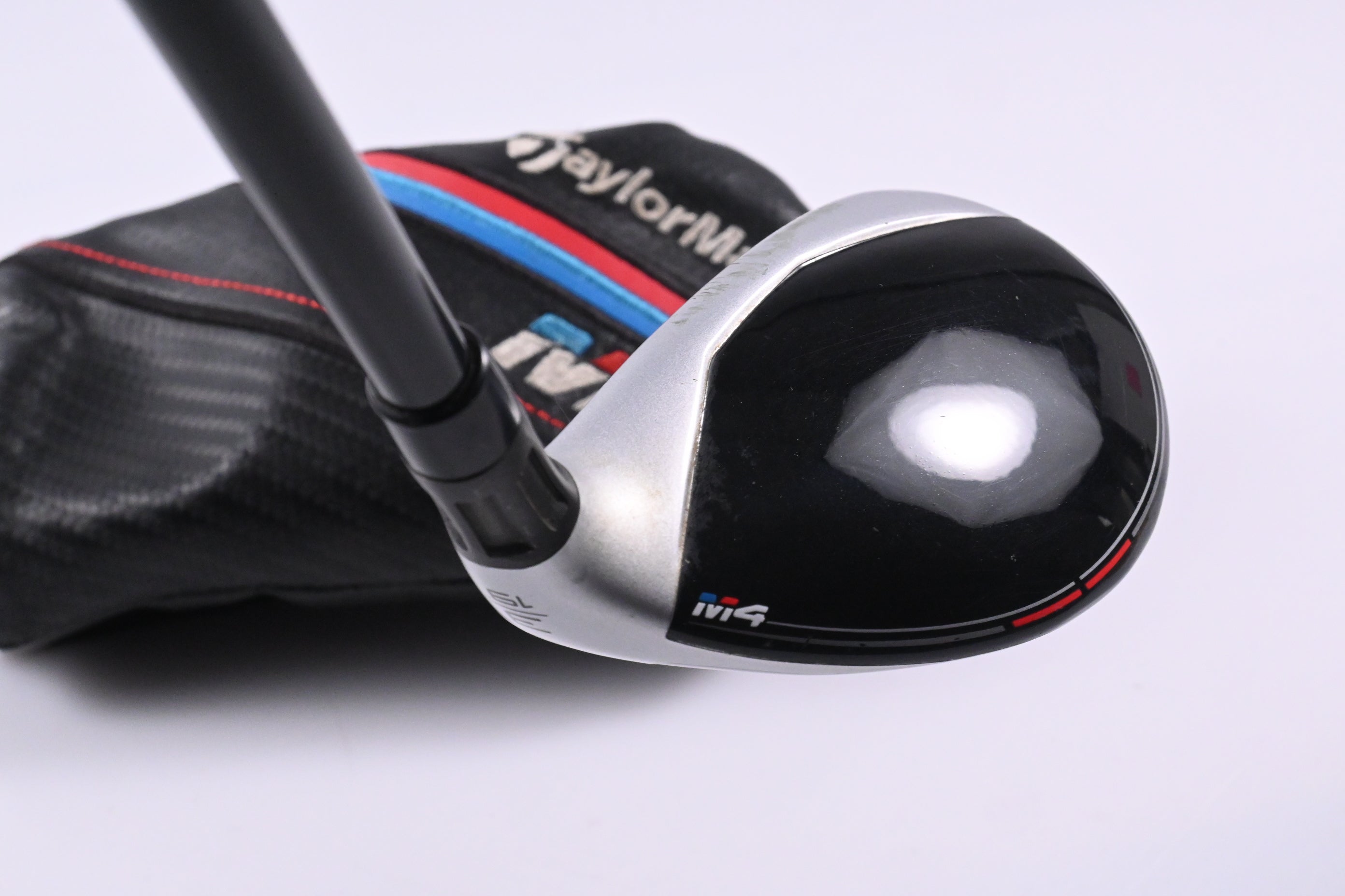 Taylormade M4 #3 Hybrid / 19 Degree / Regular Flex Fujikura Atmos Red 6 Shaft
