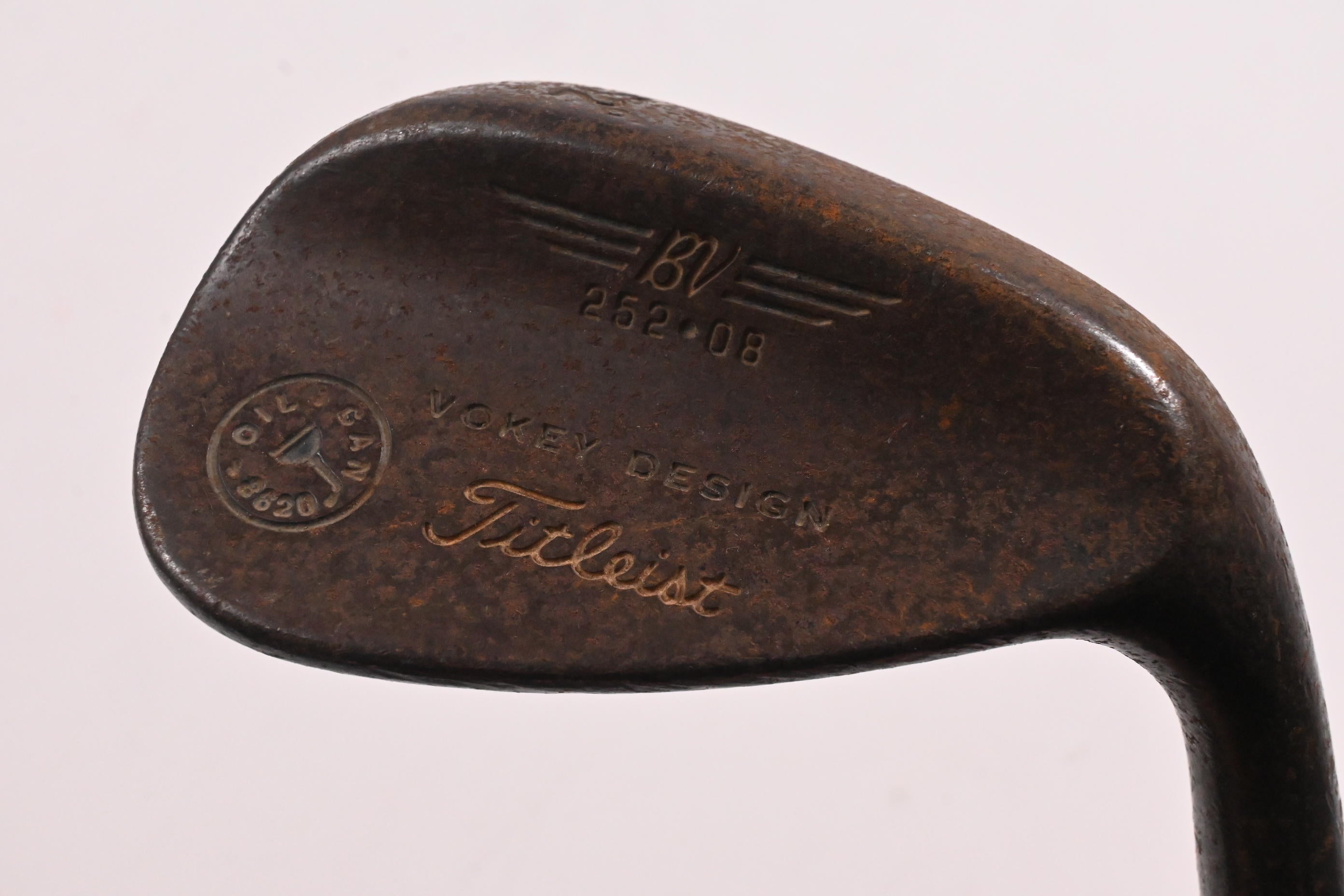 Titleist Vokey Oil Can Gap Wedge / 52 Degree / Wedge Flex Dynamic Gold Shaft