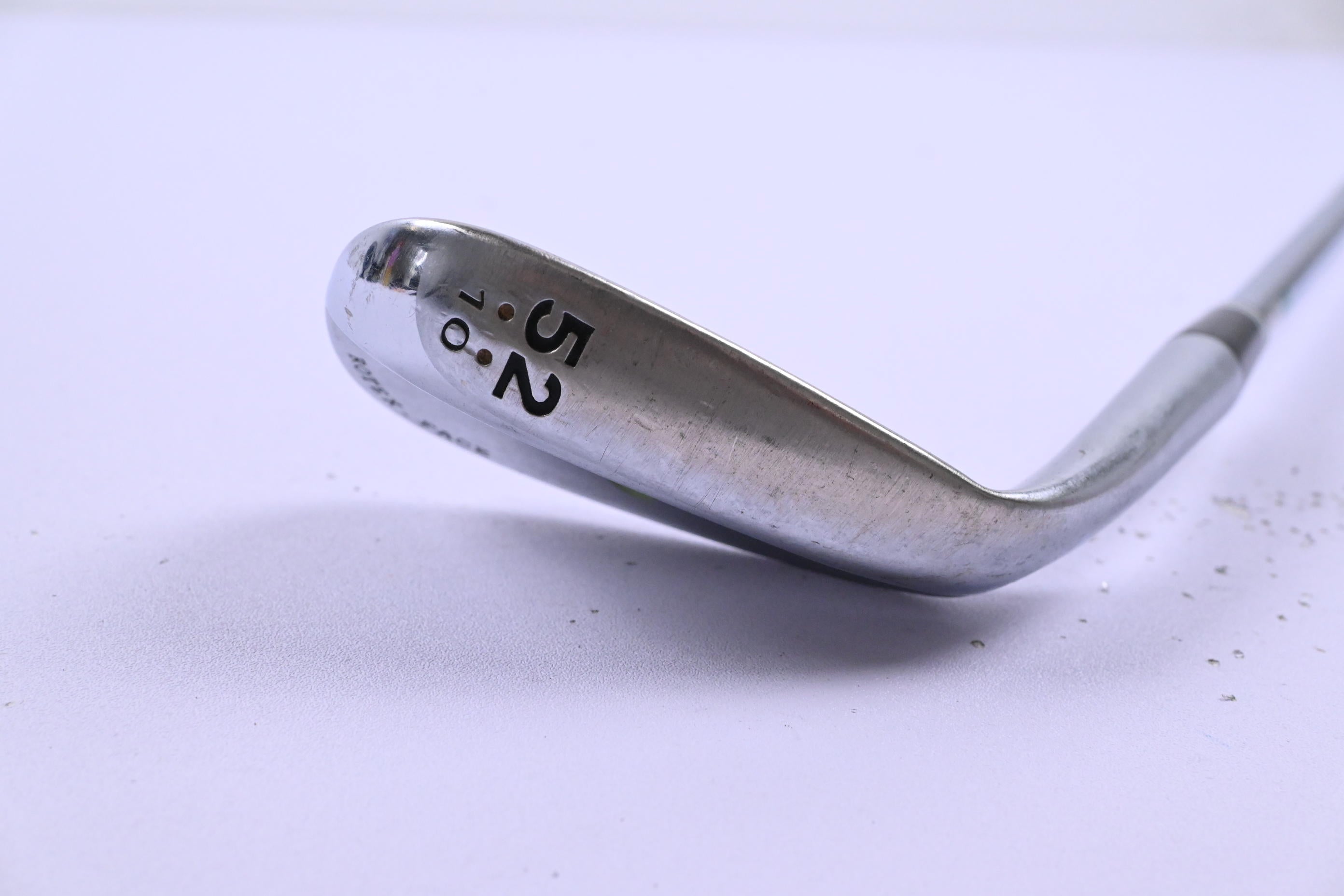Cleveland 588 RTX Gap Wedge / 52 Degree / Wedge Flex Dynamic Gold Shaft