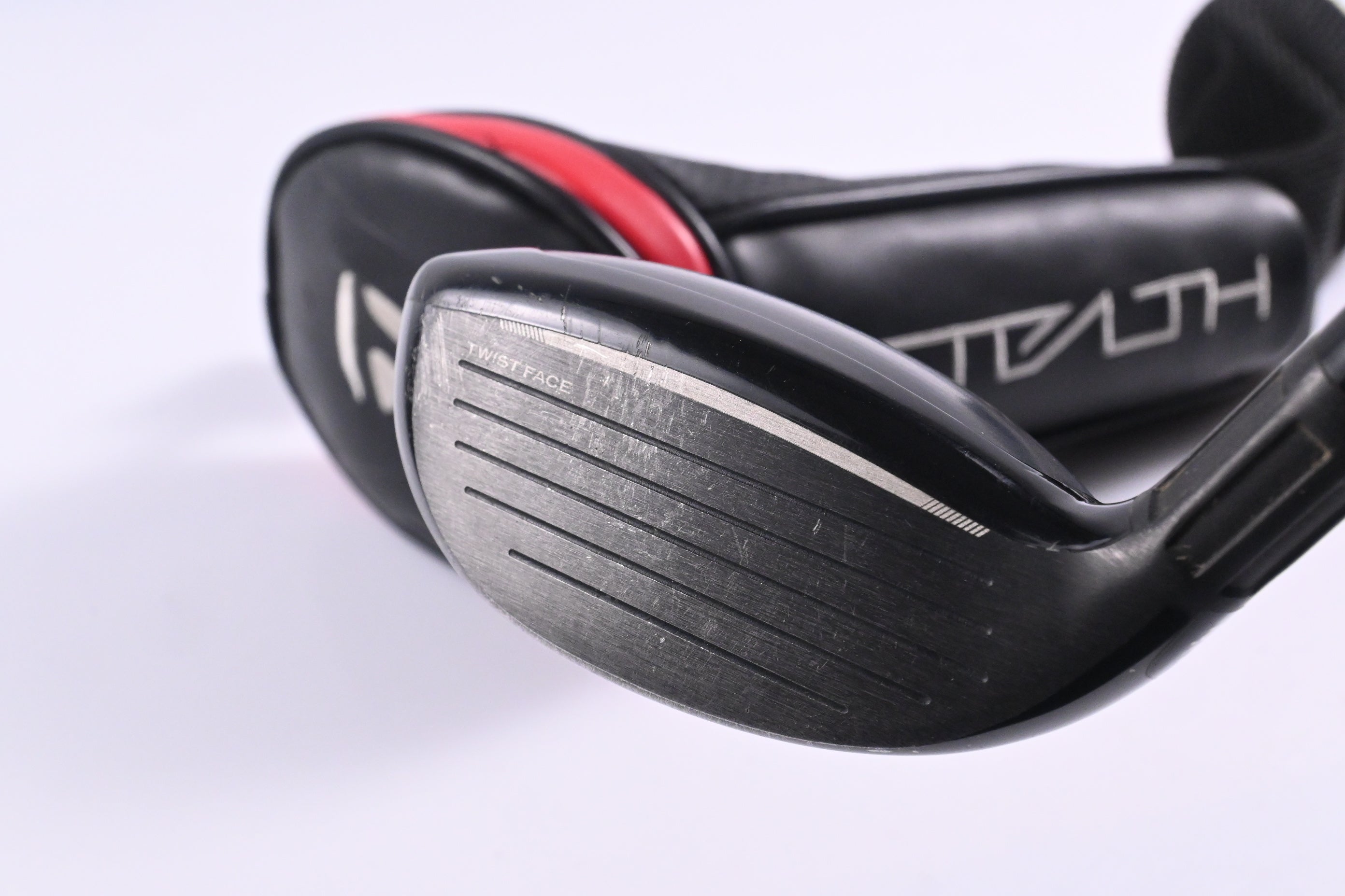 Taylormade Stealth #4 Hybrid / 22 Degree / Stiff Flex Fujikura Ventus Red 7