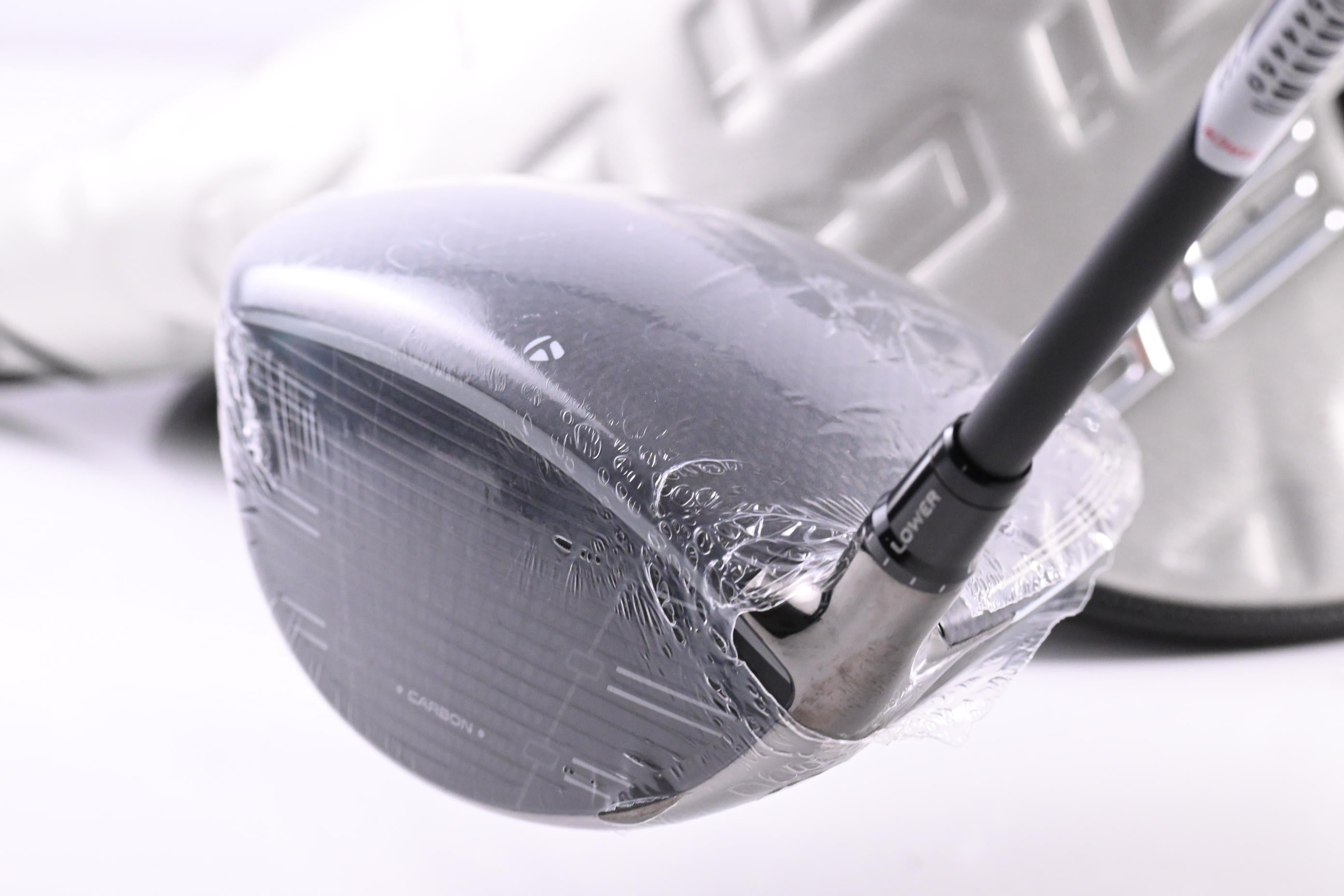 Taylormade Qi35 Max Lite Driver / 10.5 Degree / Regular Flex Vanquish 4 Shaft