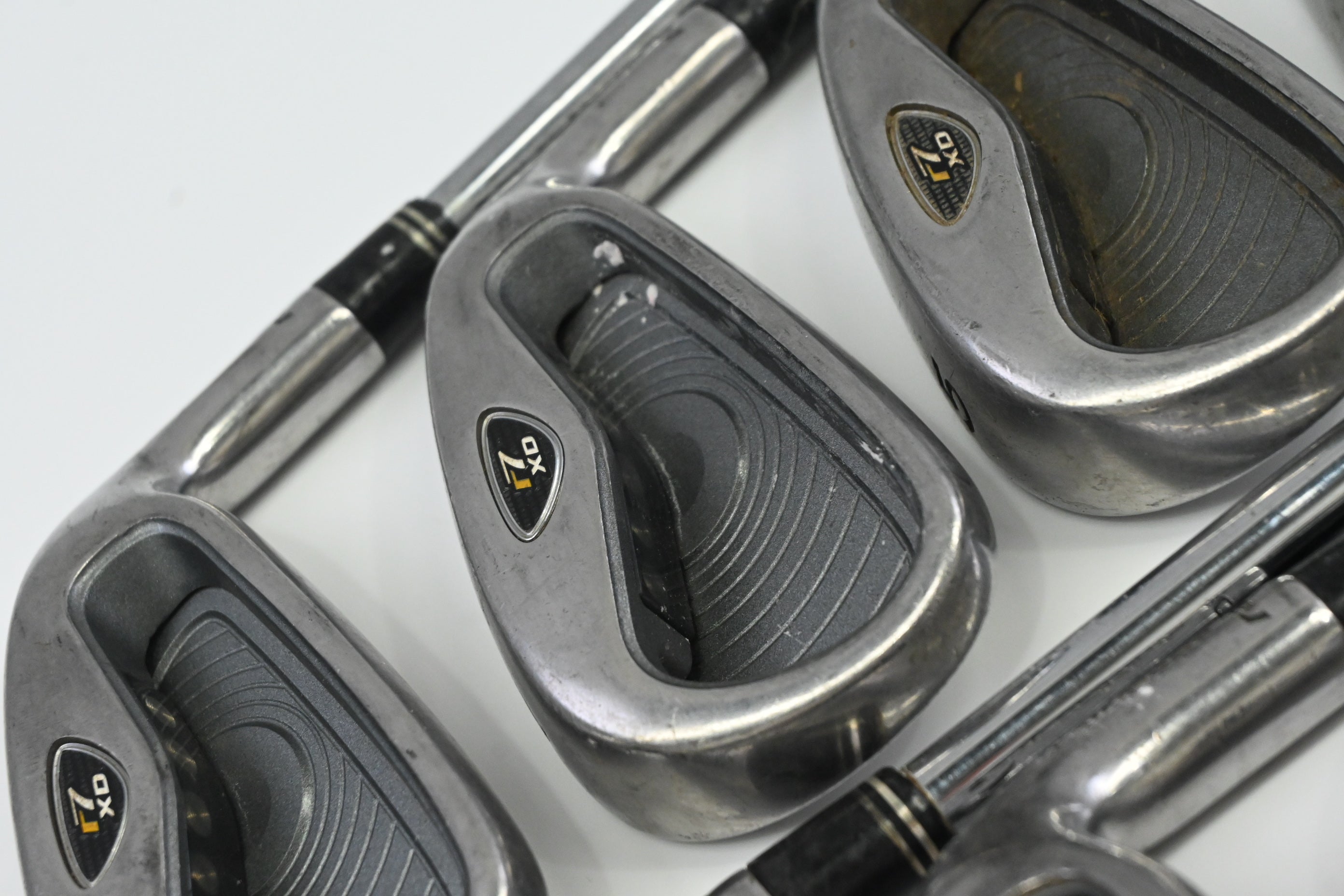 Taylormade R7 XD Irons / 3-PW / Stiff Flex Taylormade T-Step Ultralite Shafts