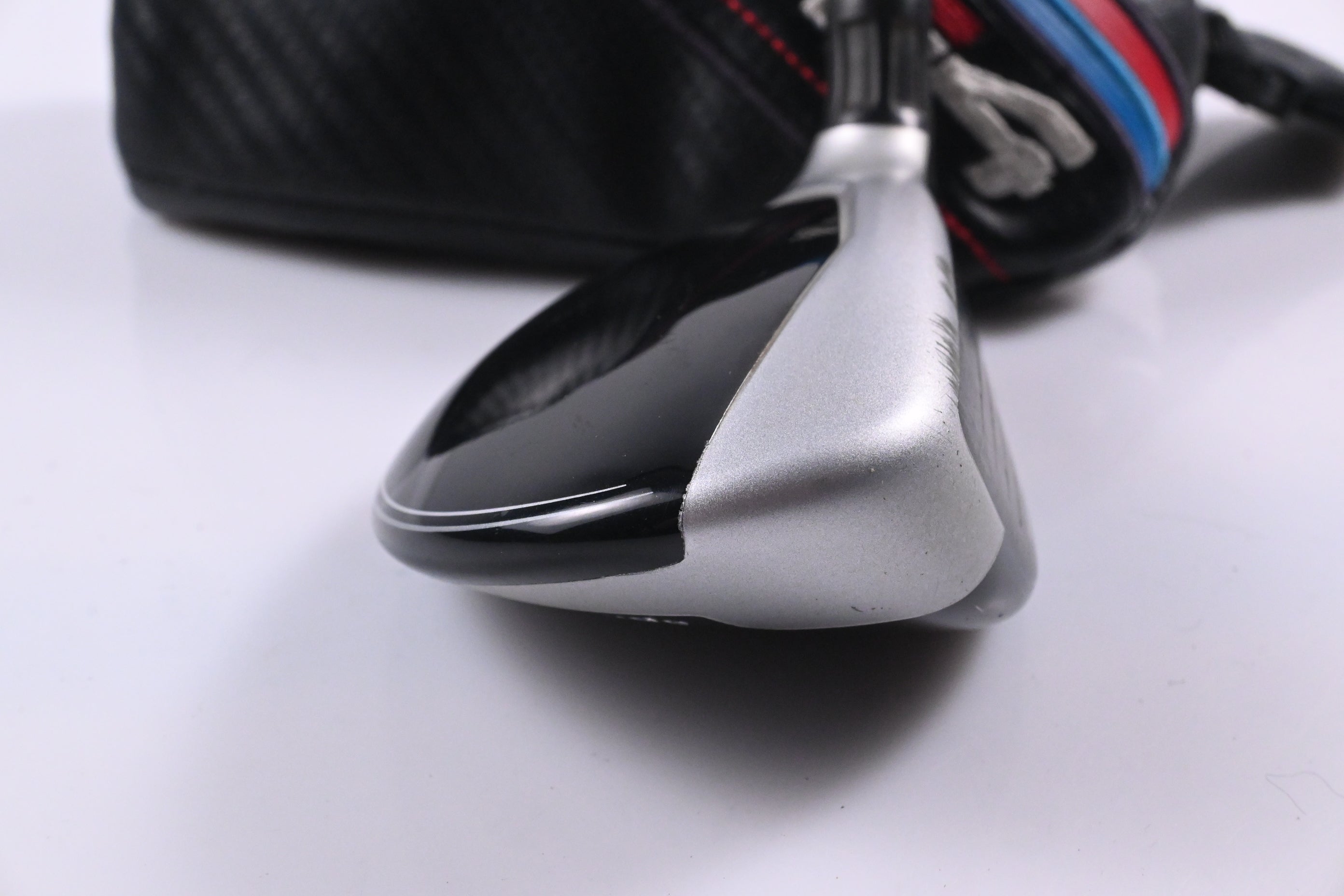 Taylormade M4 #3 Hybrid / 19 Degree / Stiff Flex Atmos Red 7 Shaft