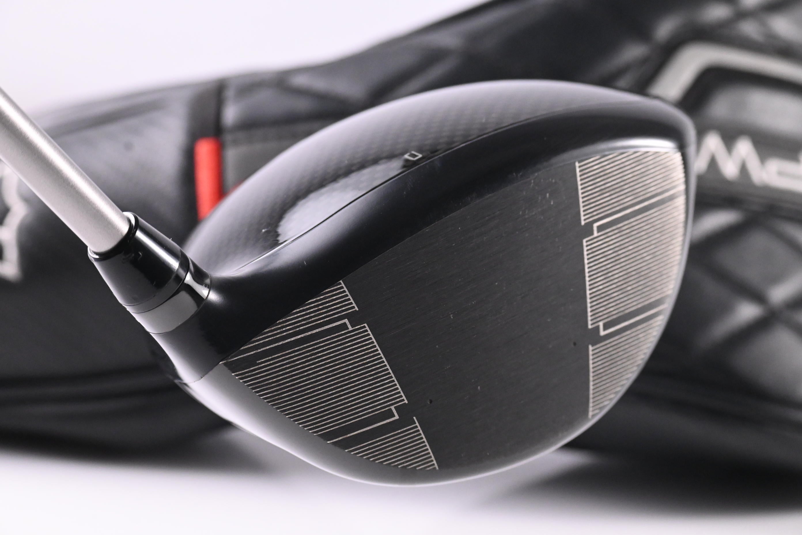 Left Hand Wilson DYNAPWR 2025 Carbon Driver / 10.5 Degree / Senior Flex Helium