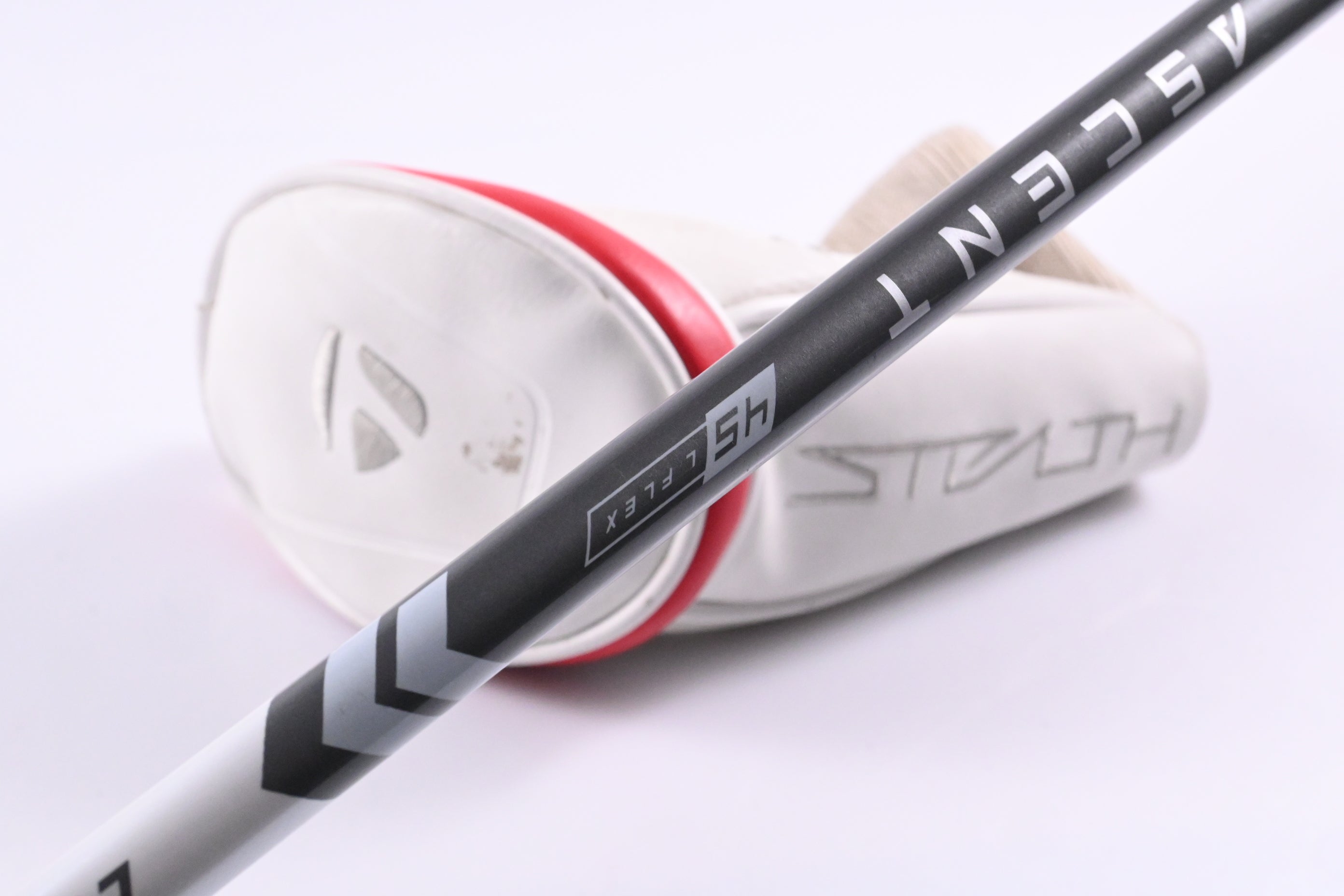 Ladies Taylormade Stealth #5 Hybrid / 26 Degree / Ladies Flex Aldila Ascent 45