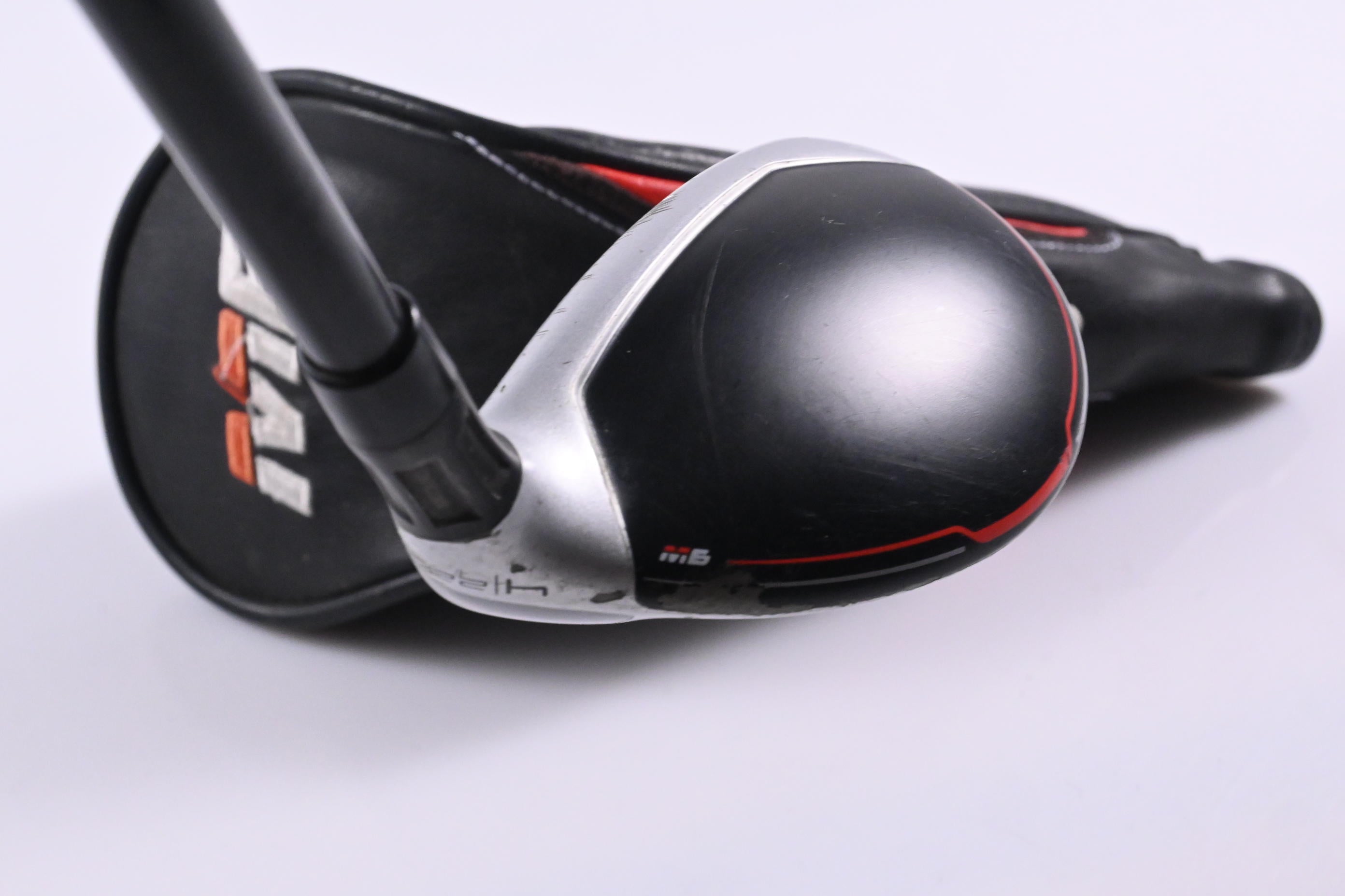 Taylormade M6 #4 Hybrid / 22 Degree / Regular Flex Fujikura Atmos Orange 6 Shaft