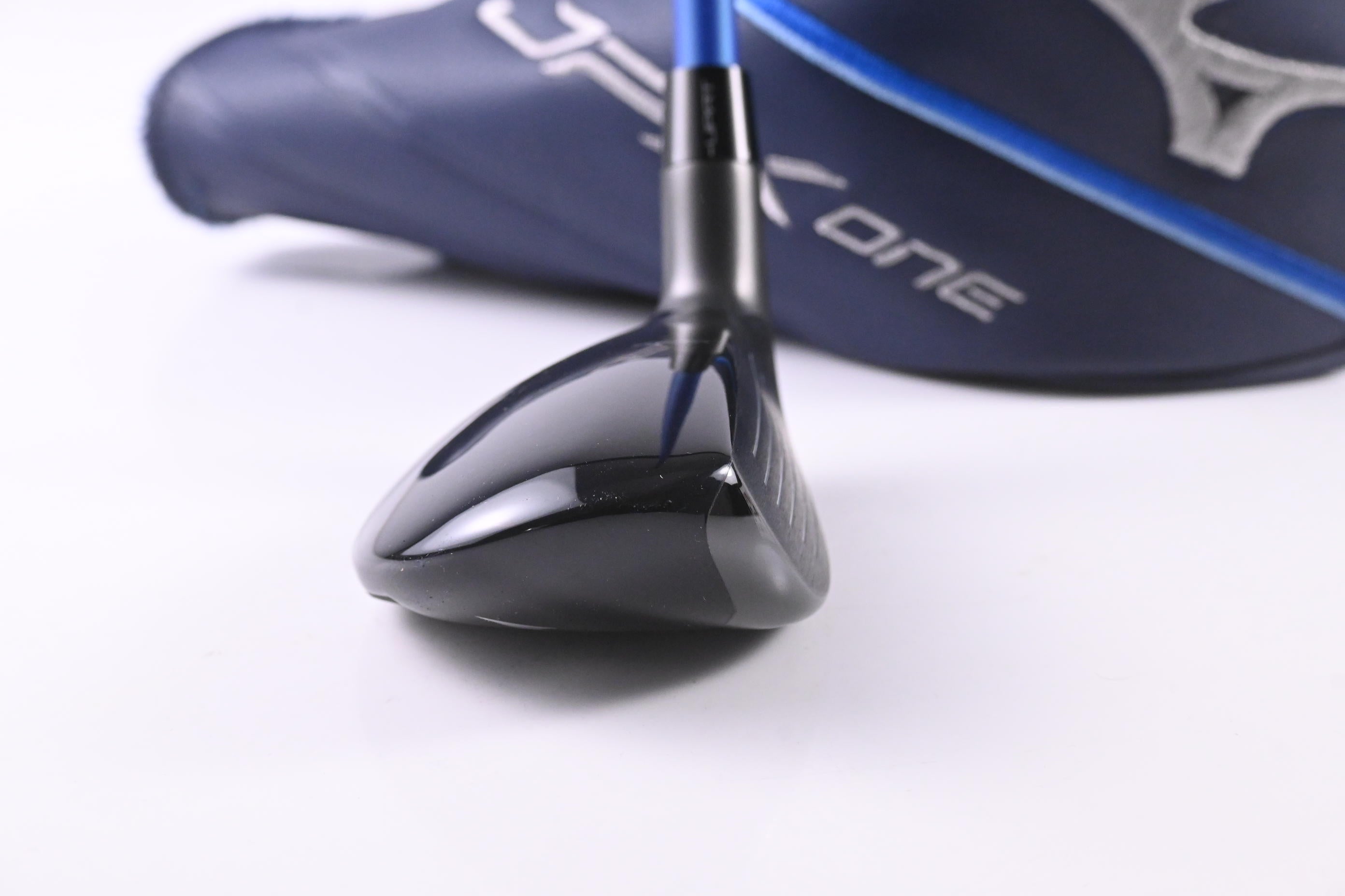 Mizuno JPX One #4 Hybrid / 22 Degree / Regular Flex Denali Frost Blue 70 Shaft