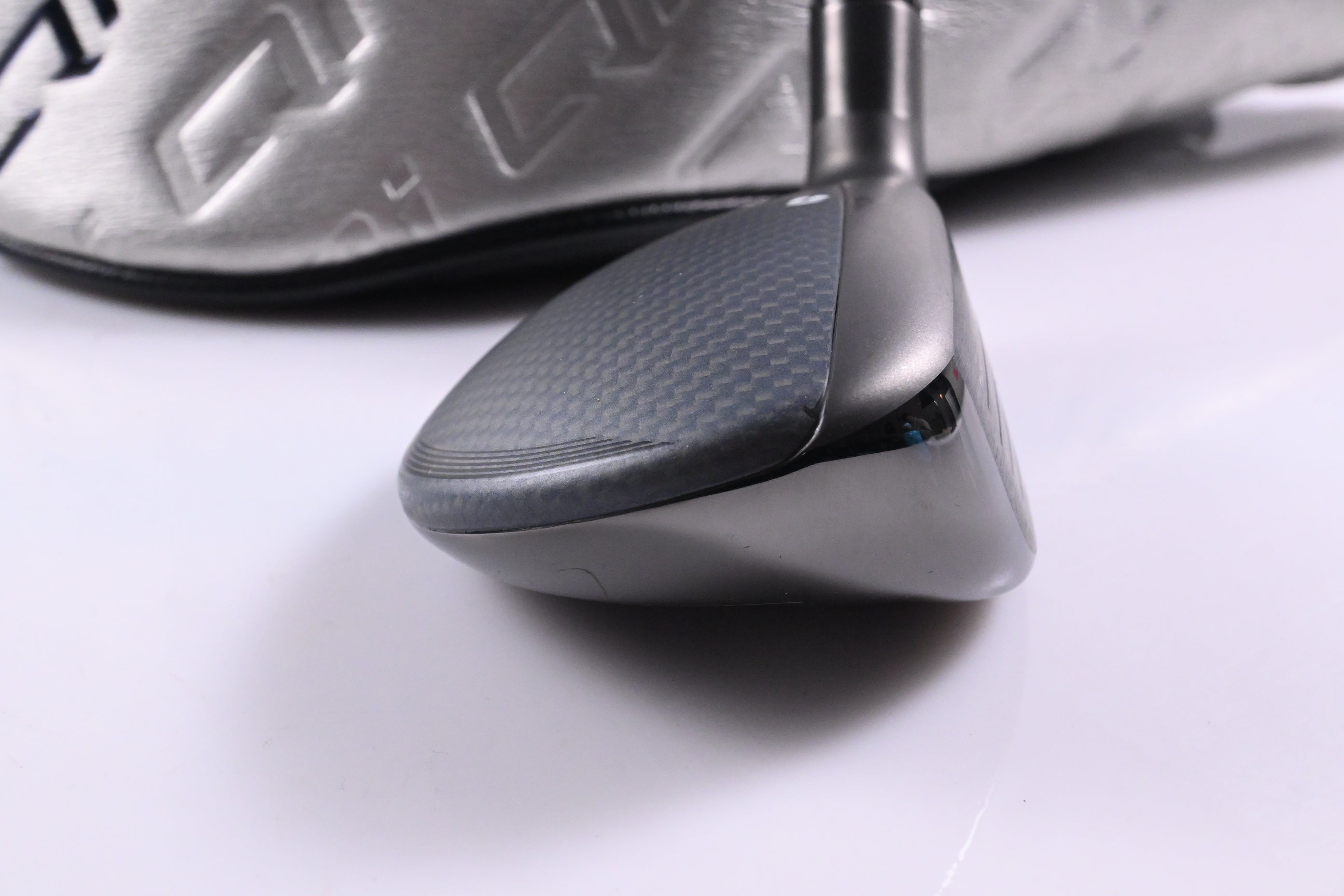 Taylormade Qi35 #3 Hybrid / 19 Degree / Stiff Flex UST Recoil Dart 80 Shaft