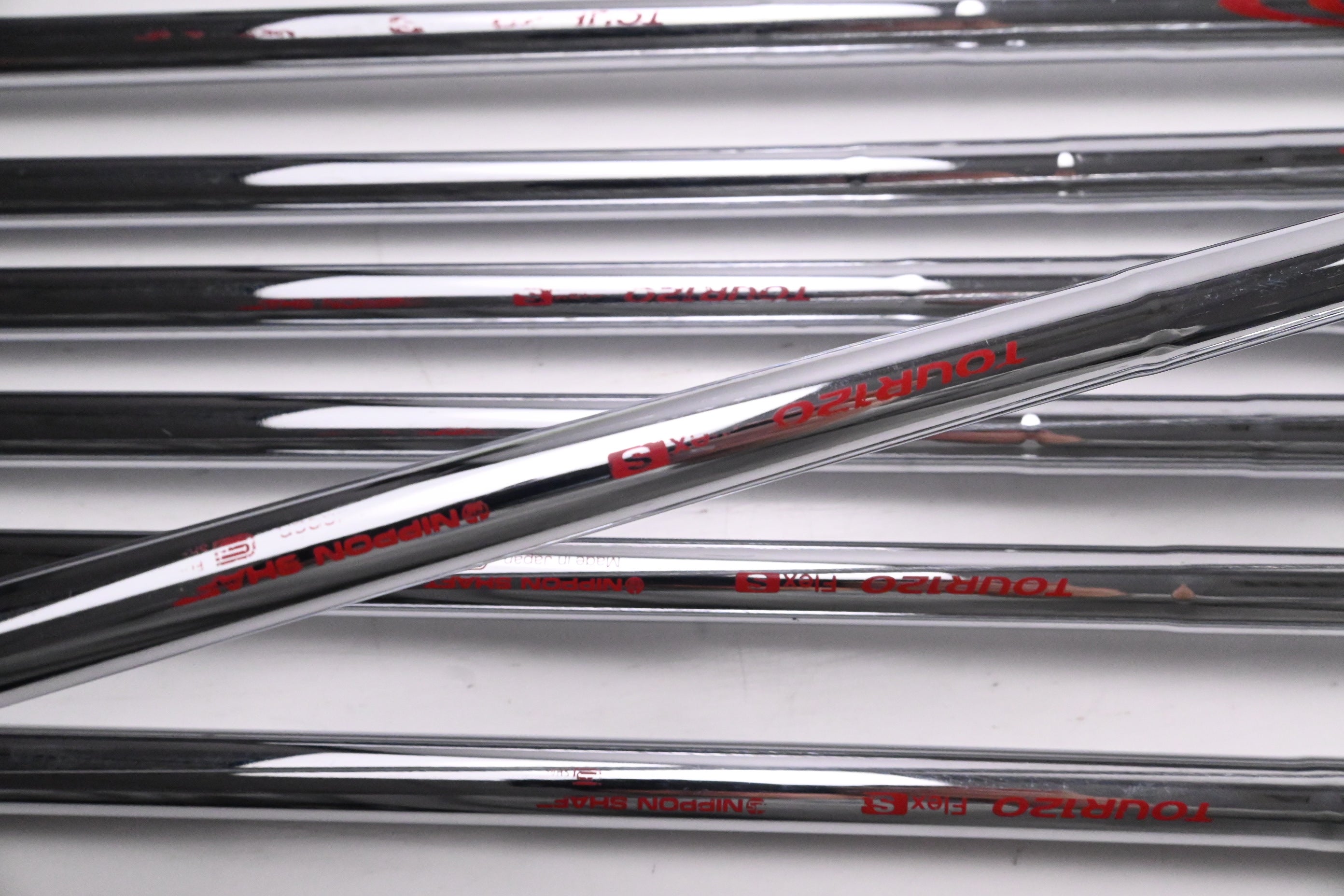 Callaway Apex CB 24 Irons / 4-PW / Stiff Flex N.S.Pro Modus3 Tour 120 Shafts