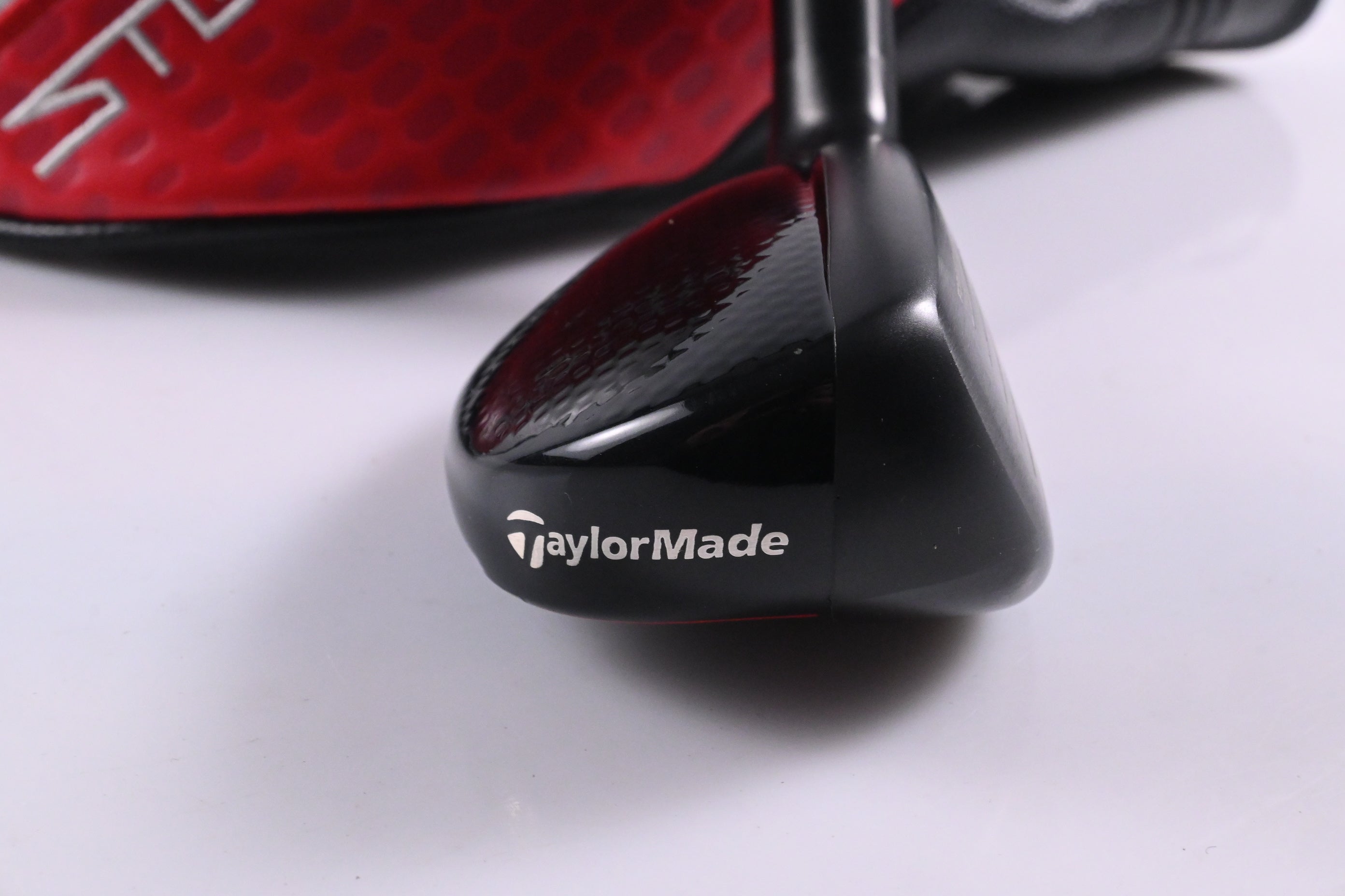 Taylormade Stealth 2 Plus #4 Hybrid / 22 Degree / Stiff Flex Kai'li Red 85 Shaft