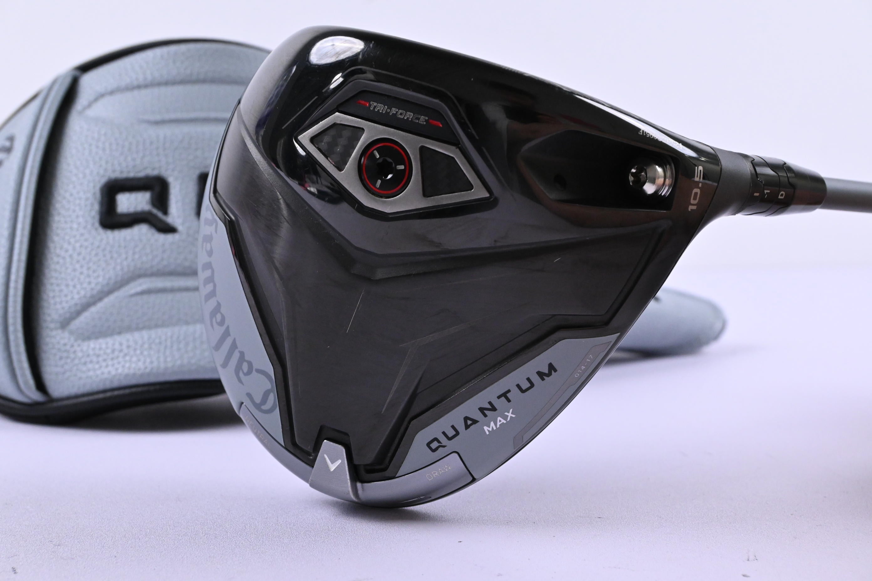Callaway Quantum Max Driver / 10.5 Degree / Regular Flex Denali Frost Silver 50