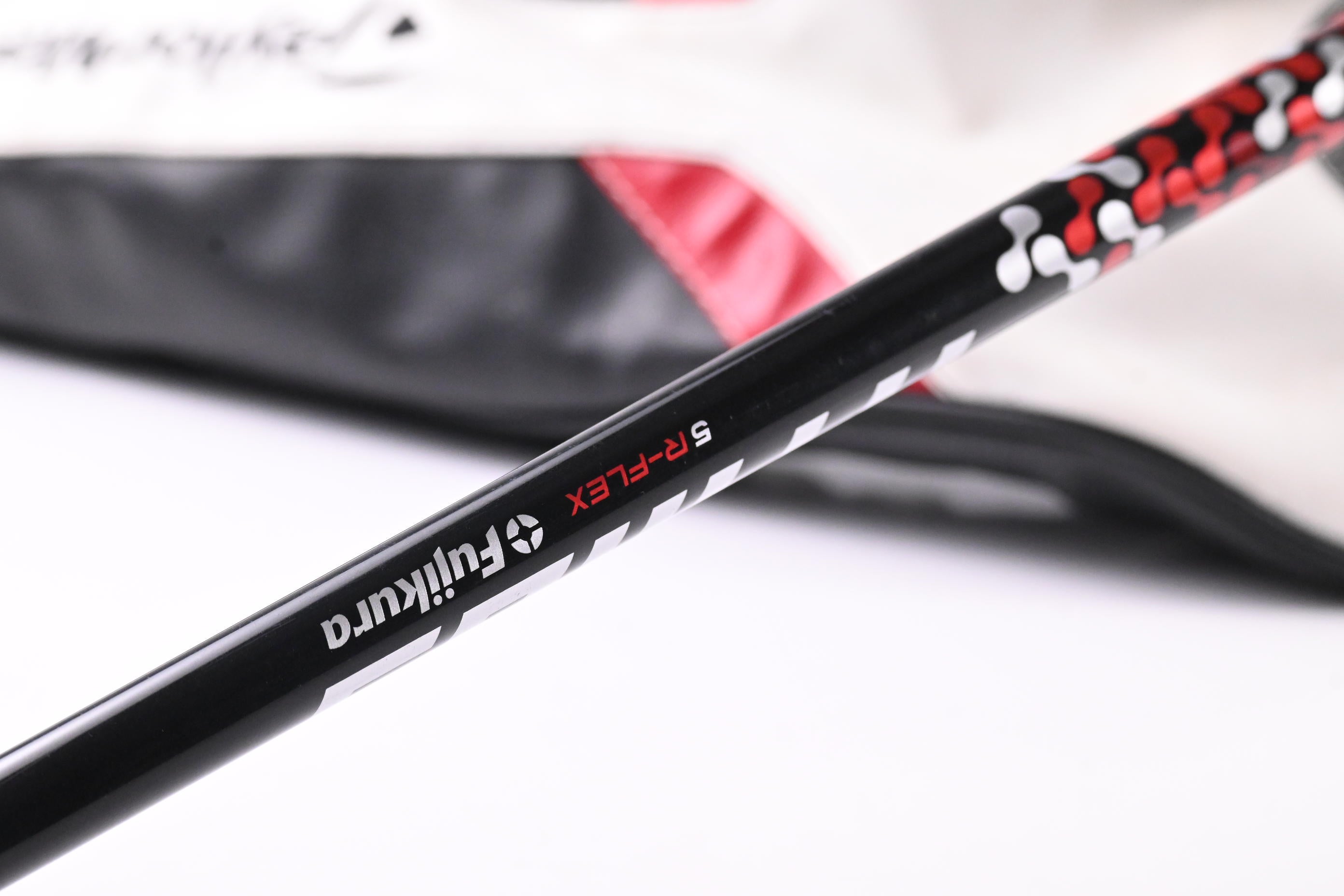 Taylormade M4 Driver / 10.5 Degree / Regular Flex Fujikura Atmos Red 5 Shaft