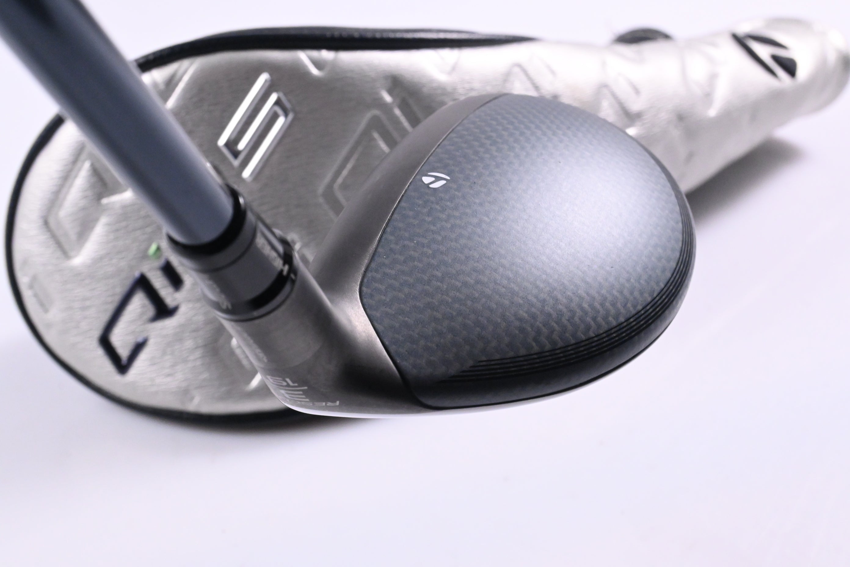 Taylormade Qi35 #3 Hybrid / 19 Degree / Stiff Flex UST Recoil Dart 80 Shaft
