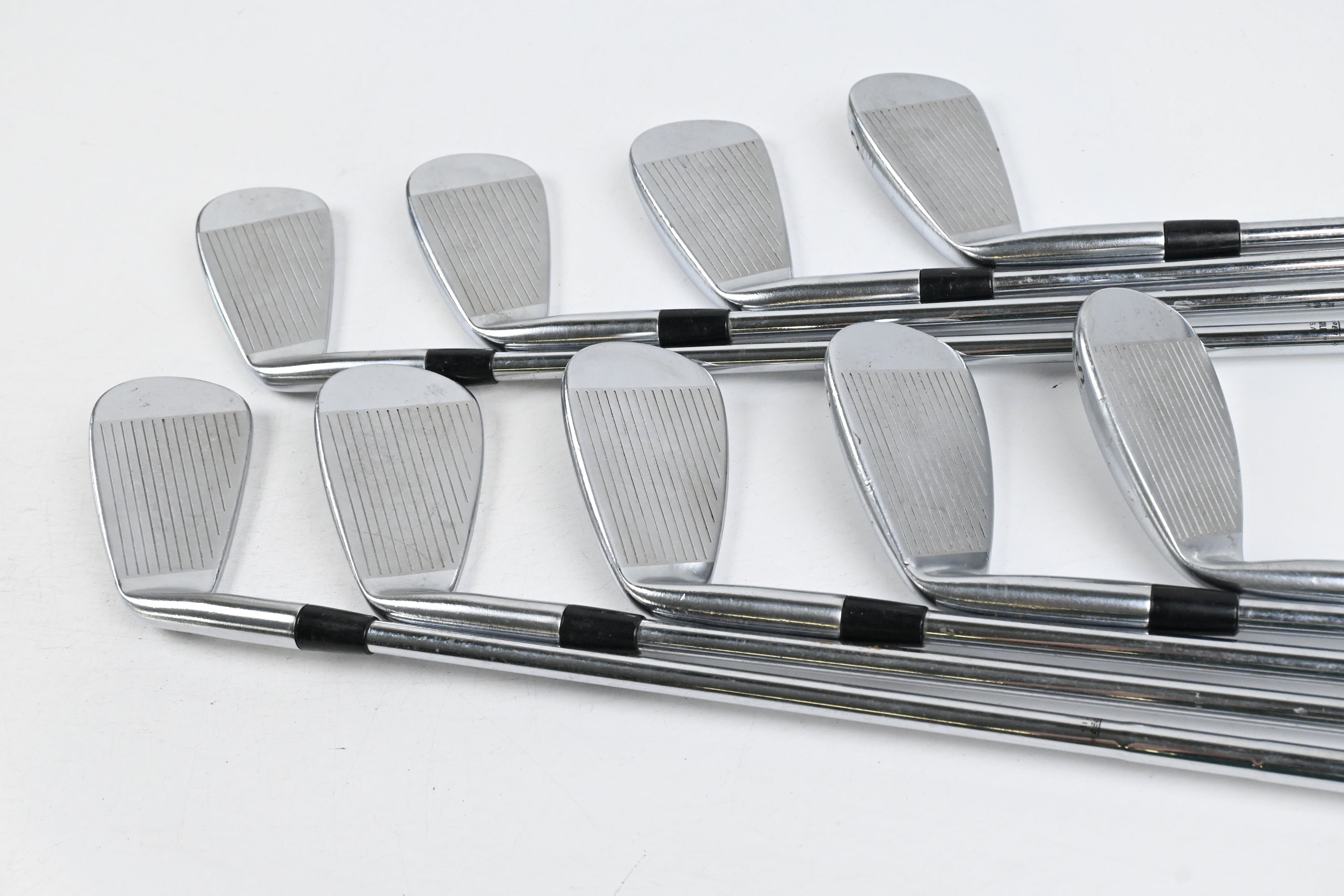 Maxfli Revolution Red Dot Irons / 3-PW / Regular Flex Dynalite Gold R300 Shafts