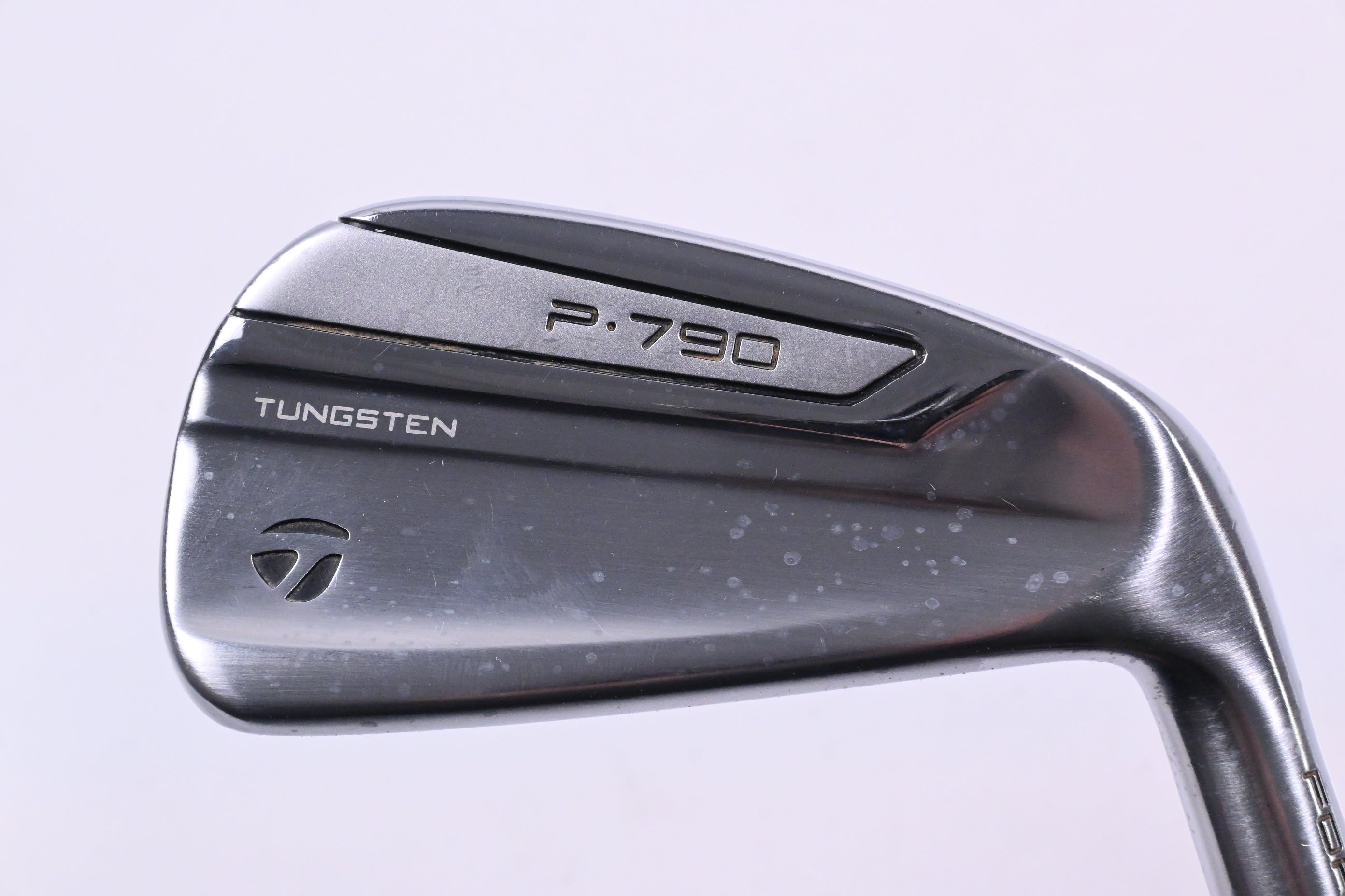 Taylormade P790 2019 #7 Iron / Stiff Flex Dynamic Gold 105 S300 Shaft