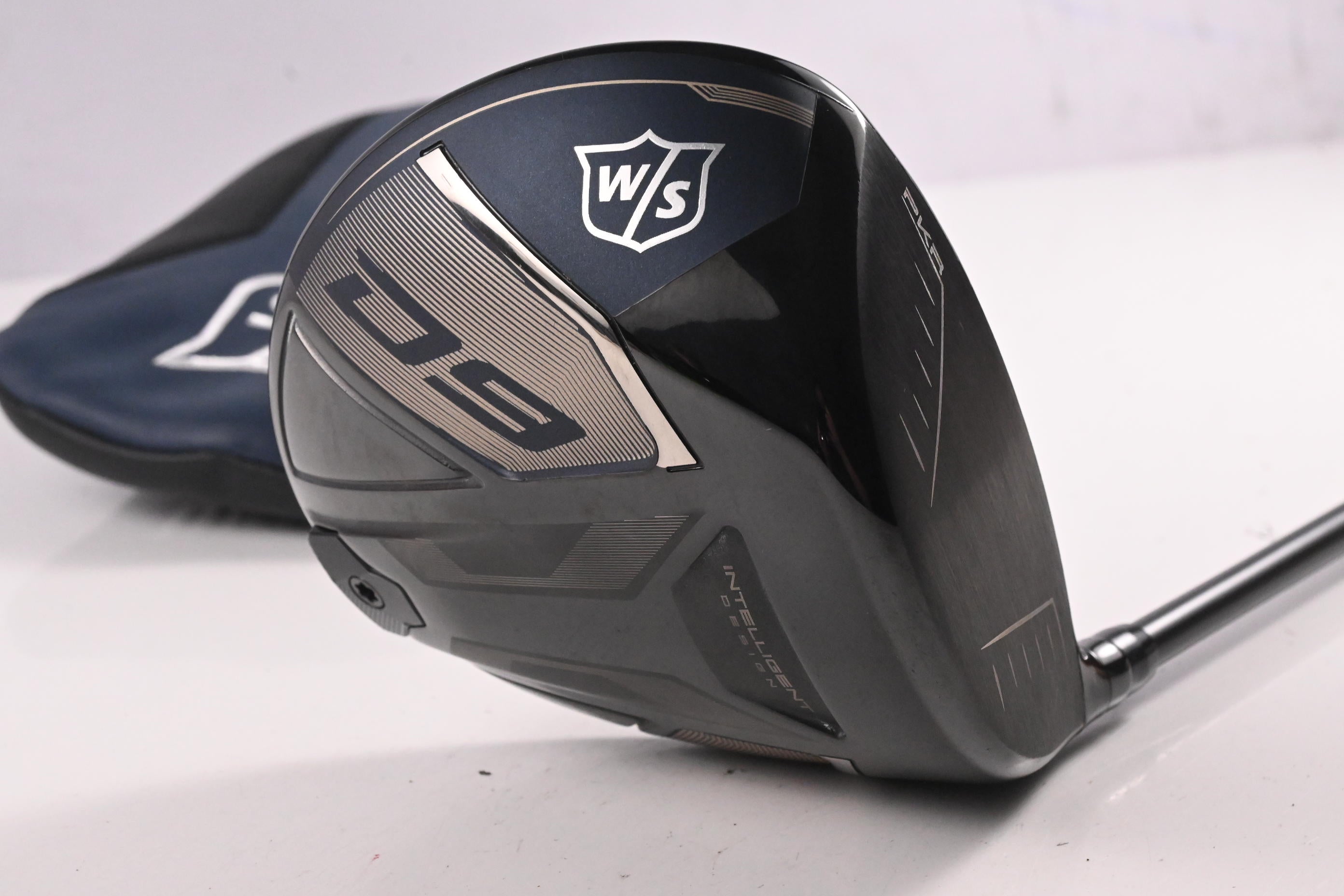 Wilson D9 Driver / 13 Degree / Regular Flex UST Helium Black 46 Shaft
