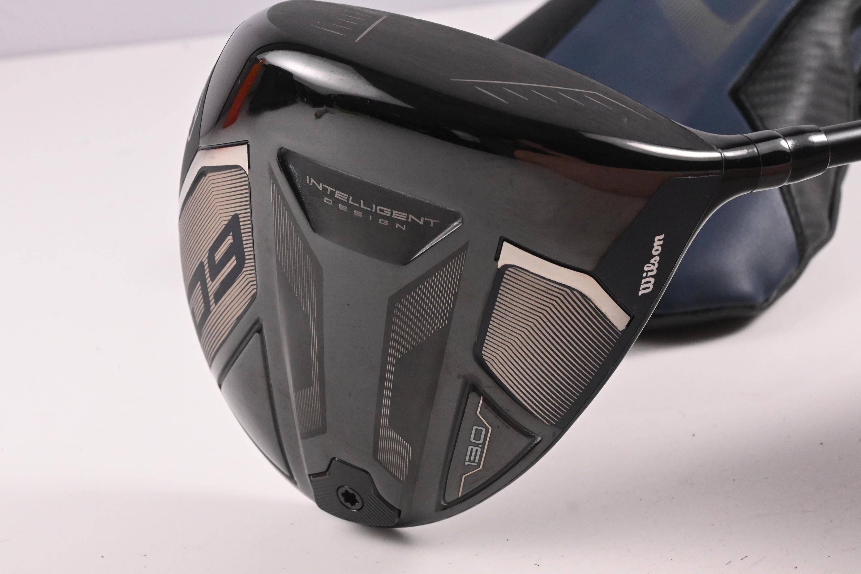 Wilson D9 Driver / 13 Degree / Regular Flex UST Helium Black 46 Shaft
