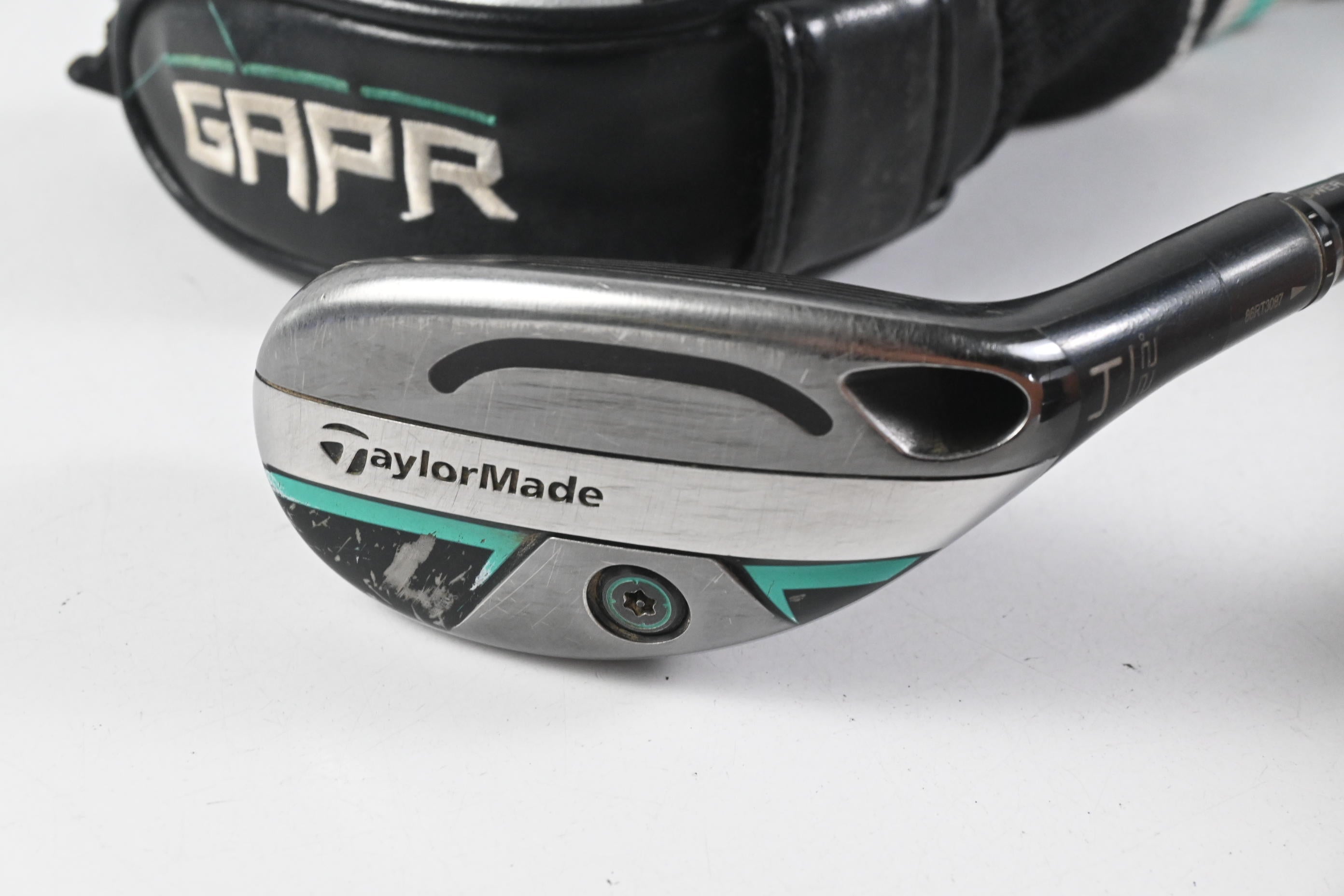 Taylormade GAPR Mid #4 Hybrid / 22 Degree / Regular Flex KBS Hybrid 70 Shaft