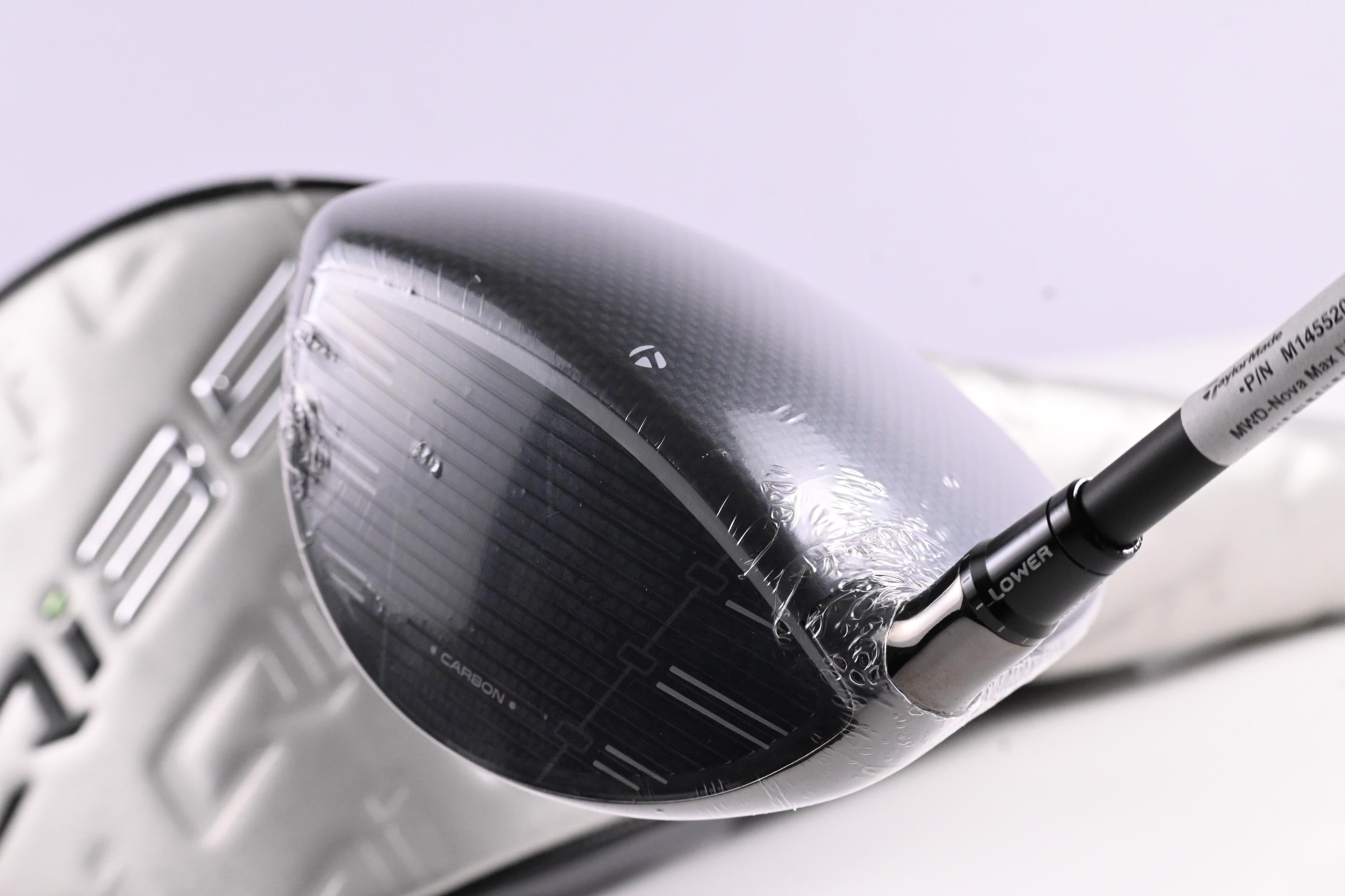Taylormade Qi35 Max Lite Driver / 10.5 Degree / Regular Flex Vanquish 4 Shaft