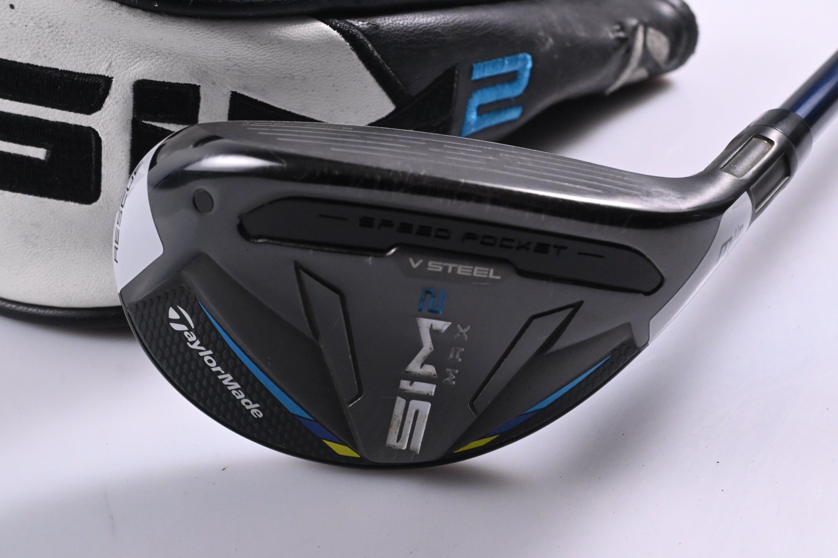 Taylormade SIM2 Max #3 Hybrid / 19 Degree / Regular Flex Fujikura Ventus Blue 6