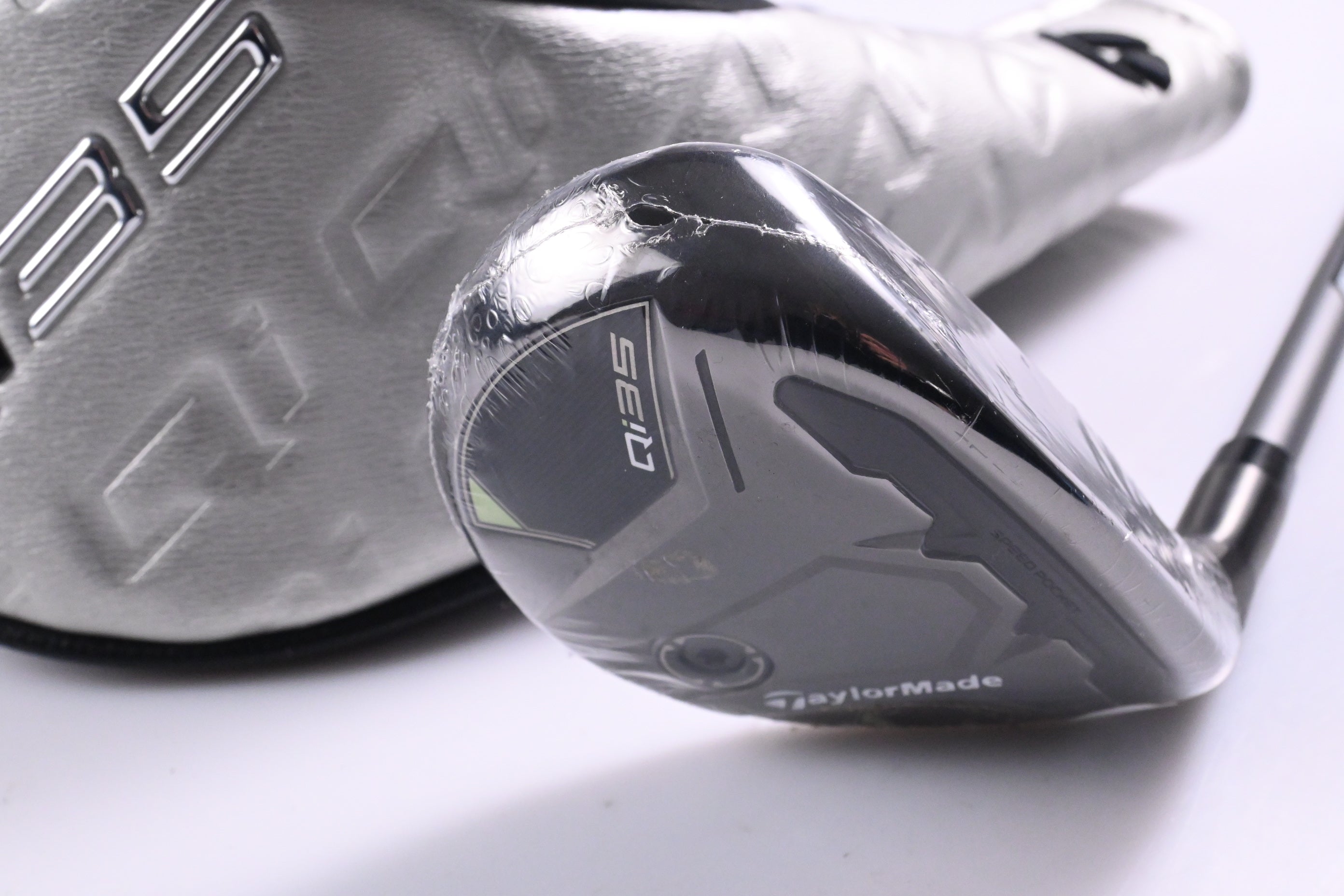 Taylormade Qi35 Max #4 Hybrid / 23 Degree / Regular Flex Air Speeder 50 Shaft
