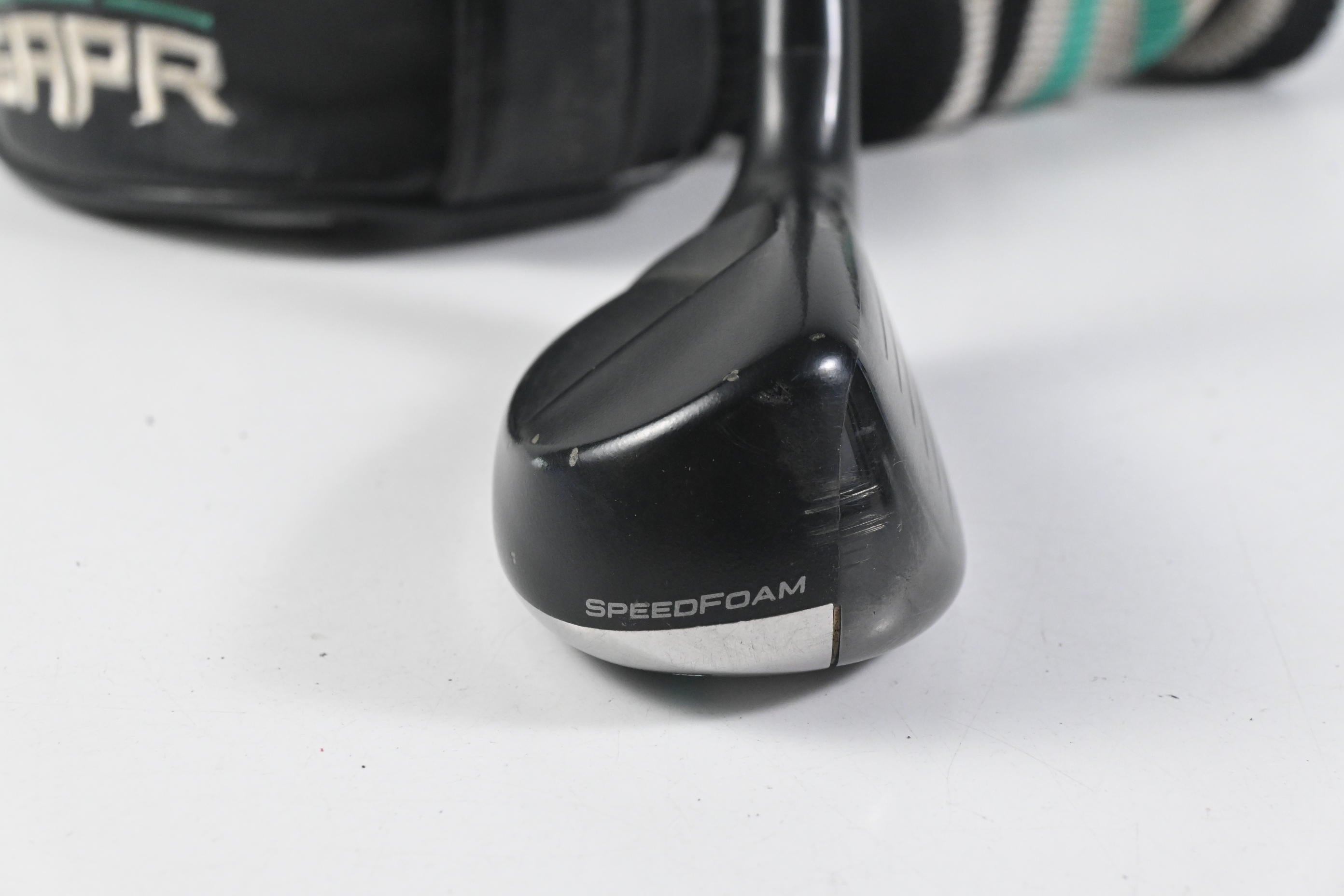 Taylormade GAPR Mid #4 Hybrid / 22 Degree / Regular Flex KBS Hybrid 70 Shaft