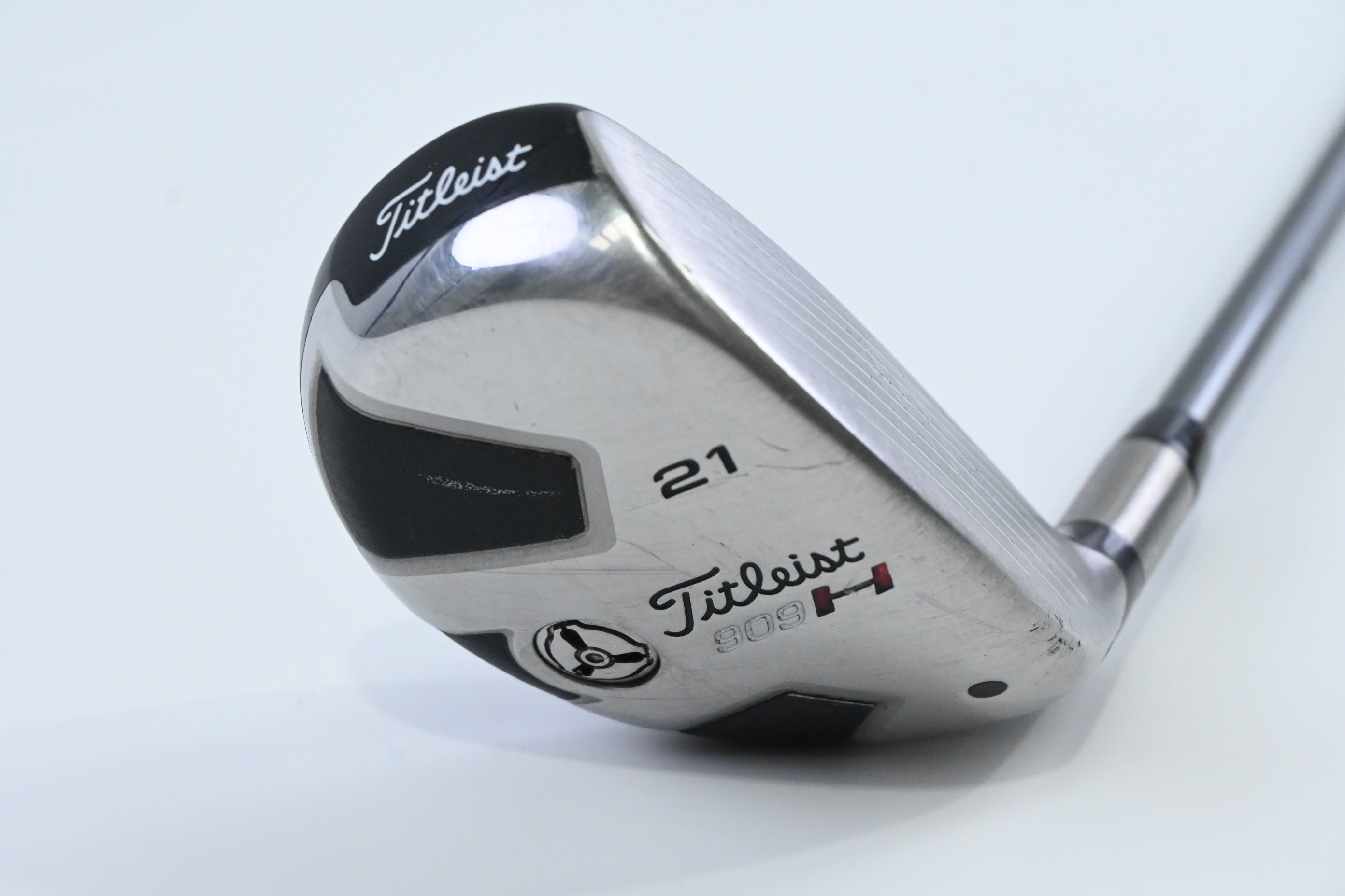 Titleist 909H #3 Hybrid / 21 Degree / Regular Flex Diamana 80 Shaft