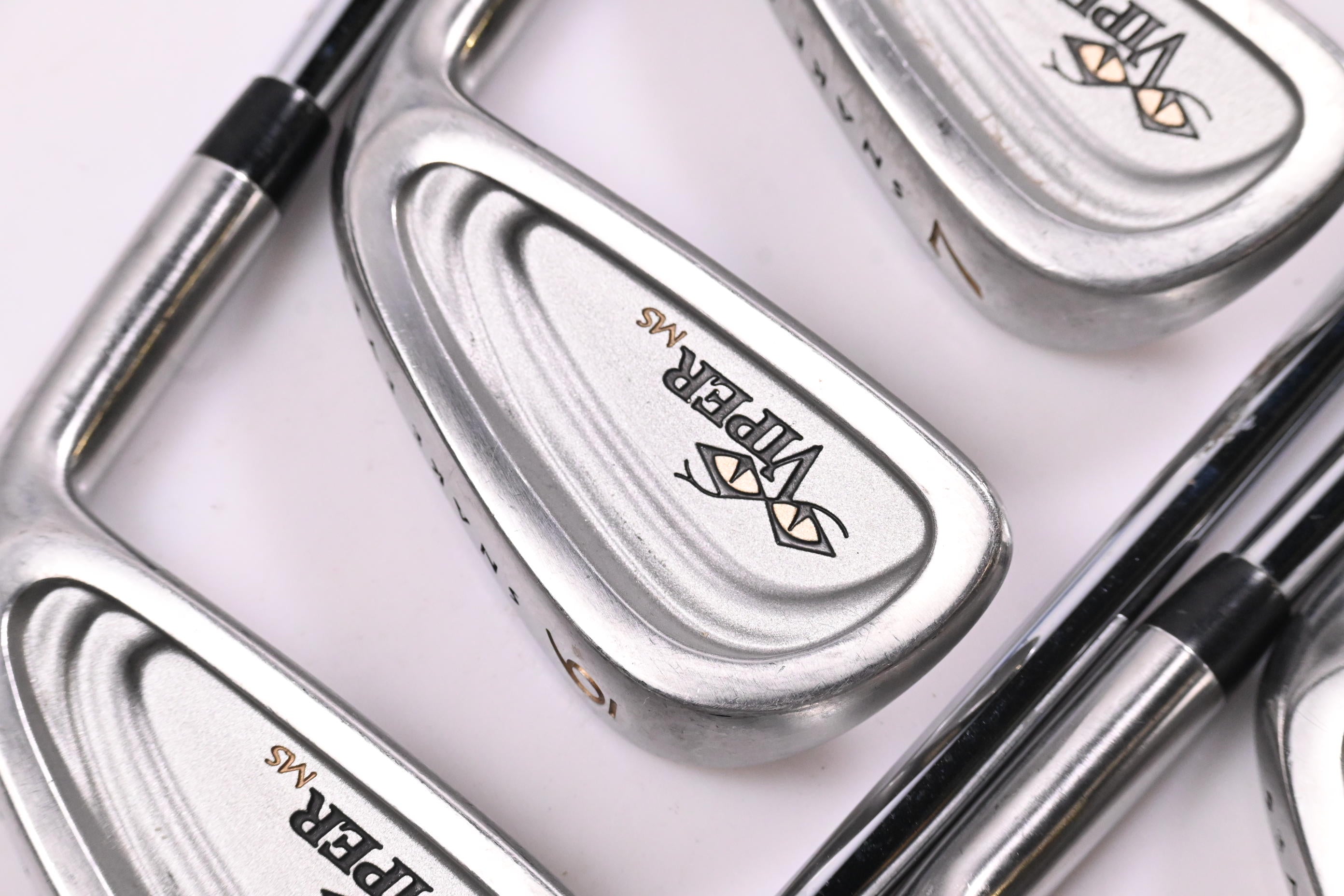 Snake Eyes Viper MS Irons / 5-PW+SW / Regular Flex Dynalite Shafts