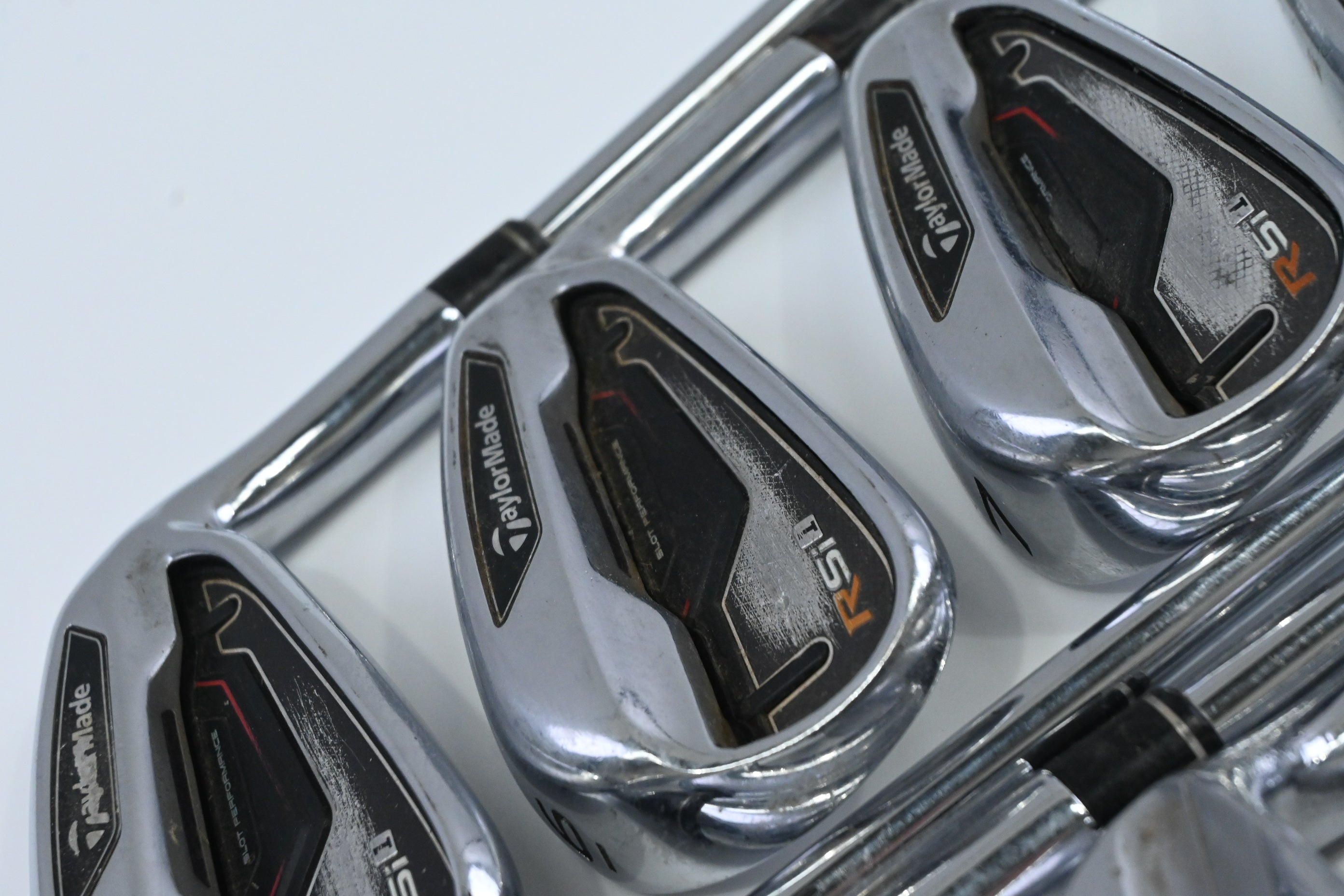Taylormade RSi1 Irons / 5-PW+AW+SW+LW / Regular Flex Reax Steel 90 Shafts