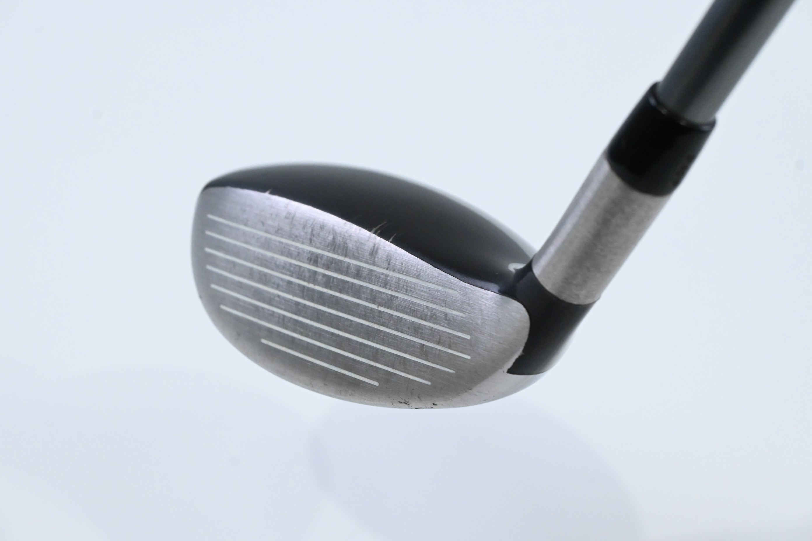 Titleist 909H #3 Hybrid / 21 Degree / Regular Flex Diamana 80 Shaft