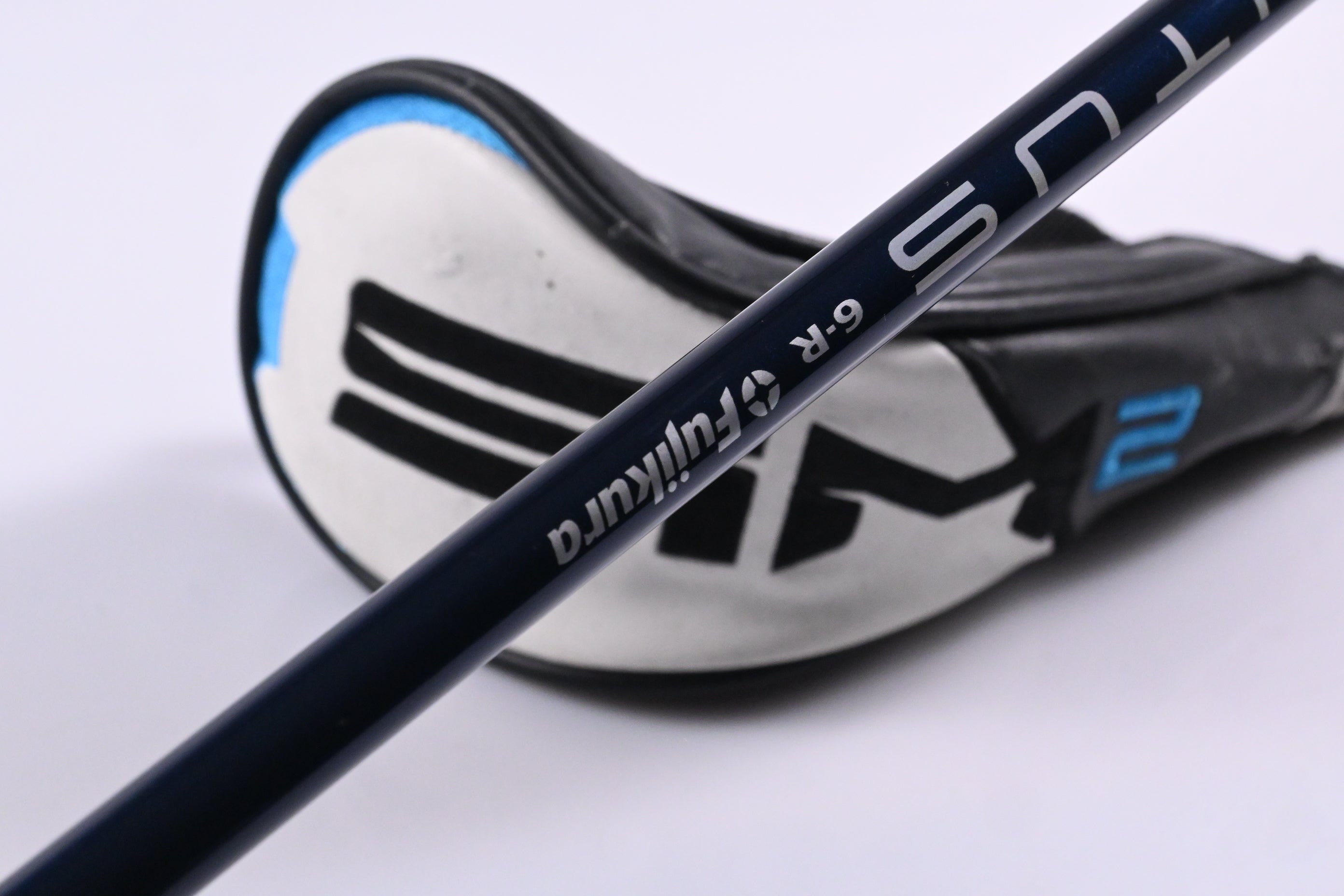 Taylormade SIM2 Max #3 Hybrid / 19 Degree / Regular Flex Fujikura Ventus Blue 6