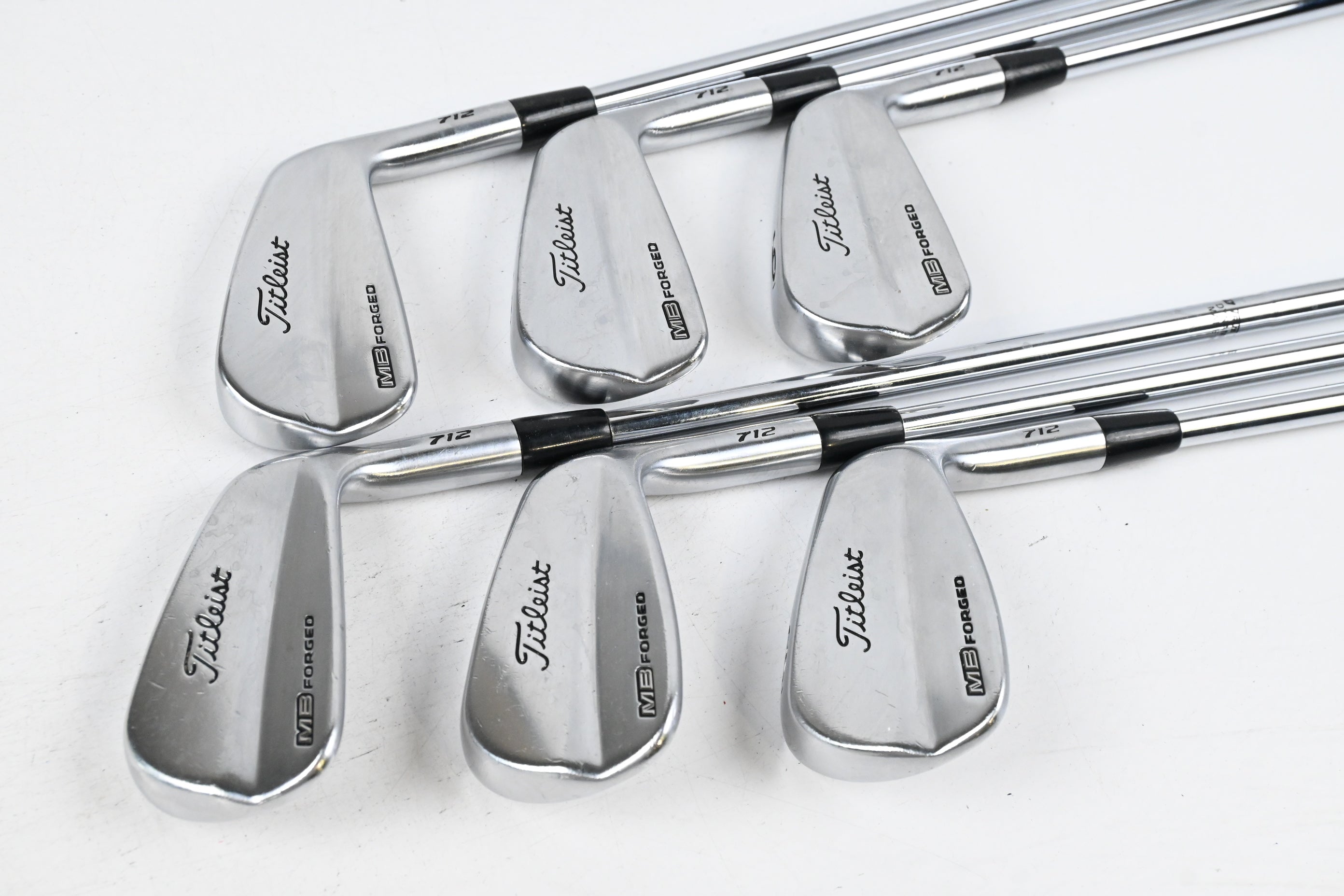 Titleist 712 MB Irons / 4-9i / Stiff Flex Dynamic Gold S300 Shafts