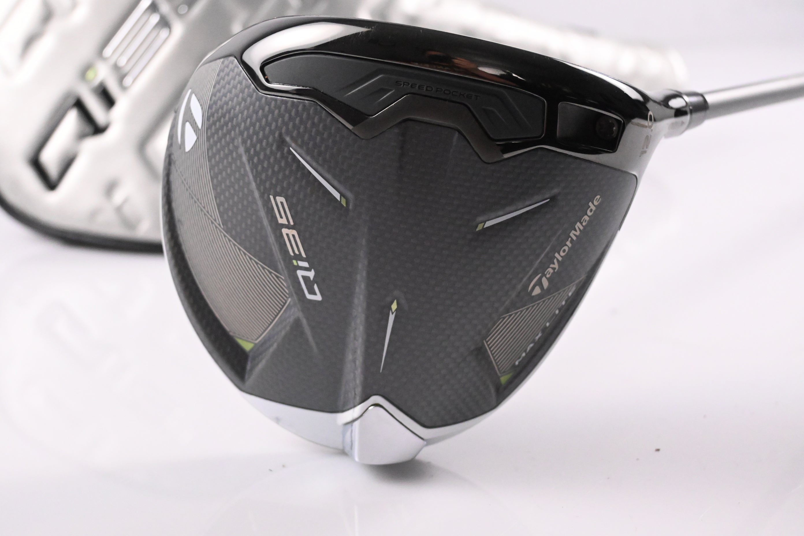 Taylormade Qi35 Max Lite Driver / 12 Degree / Regular Flex Fujikura Air Speeder