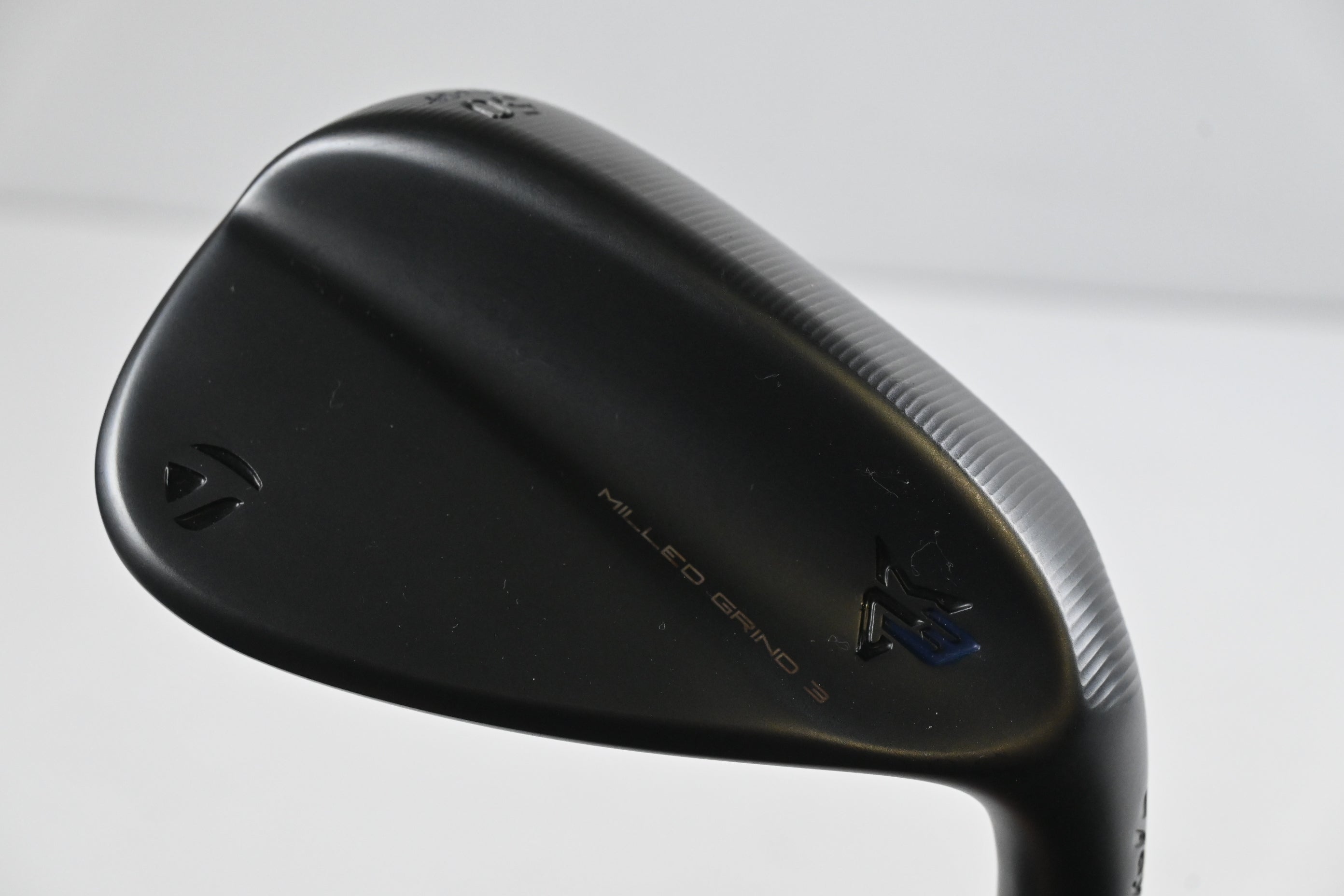 Taylormade Milled Grind 3 Black Gap Wedge / 50 Degree / Stiff Flex Dynamic Gold