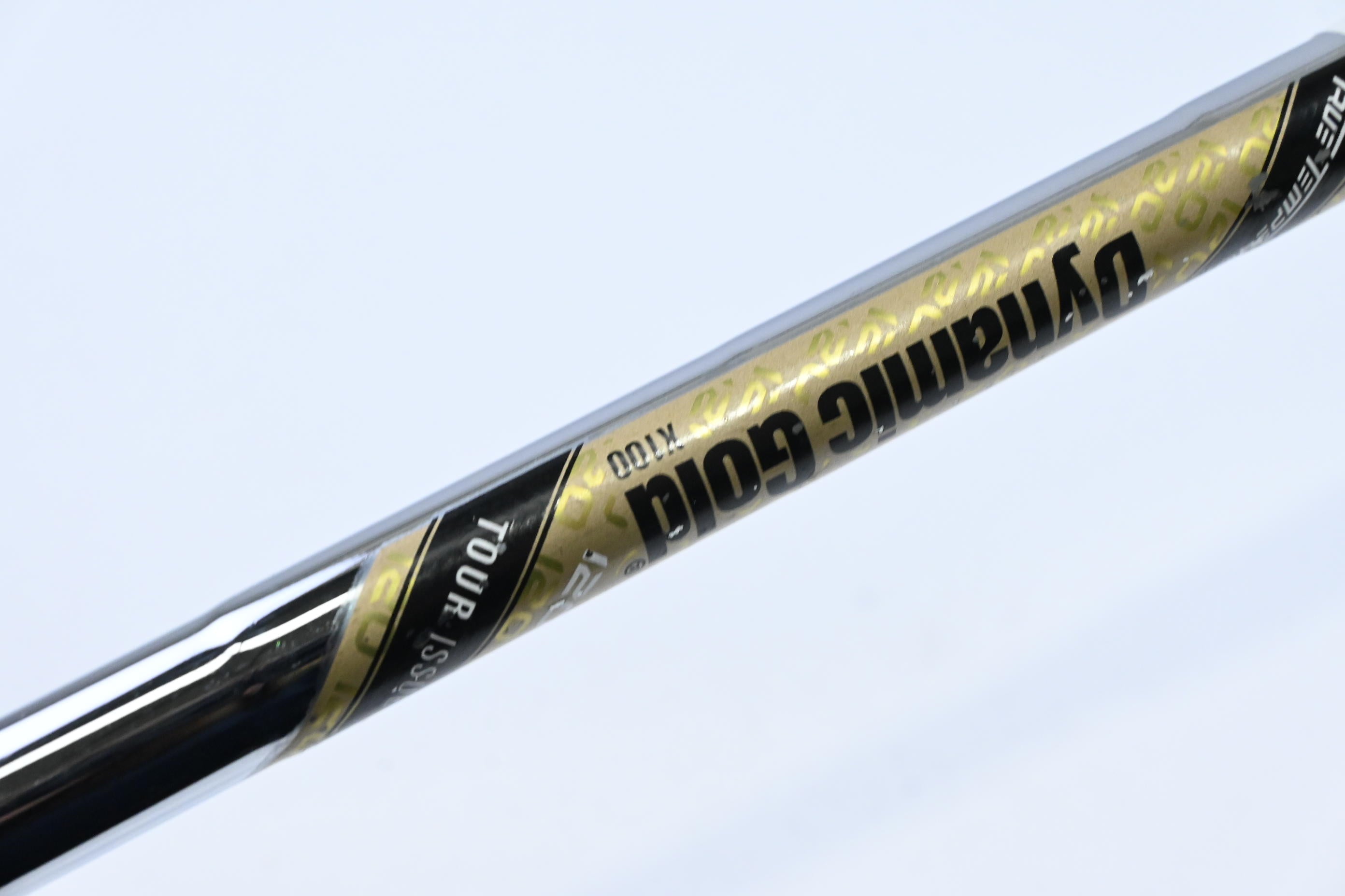 Cleveland RTX ZipCore Gap Wedge / 52 Degree / X-Flex Dynamic Gold 120 X100 Shaft
