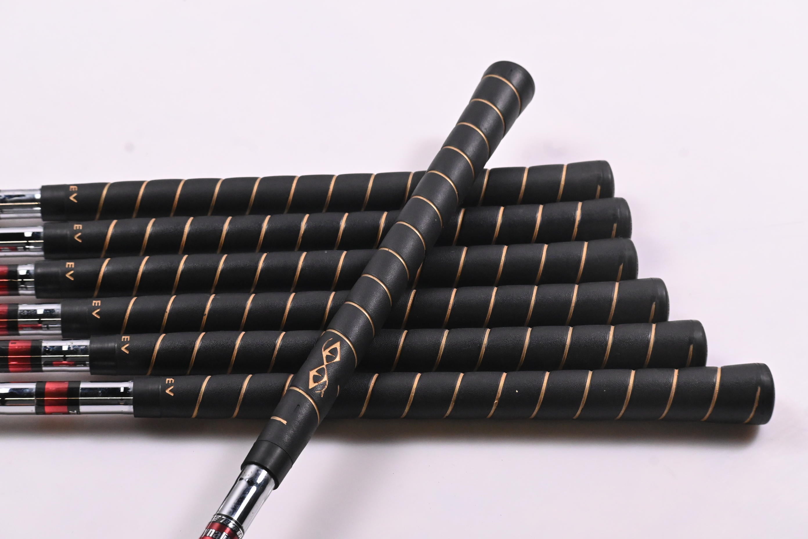 Snake Eyes Viper MS Irons / 5-PW+SW / Regular Flex Dynalite Shafts