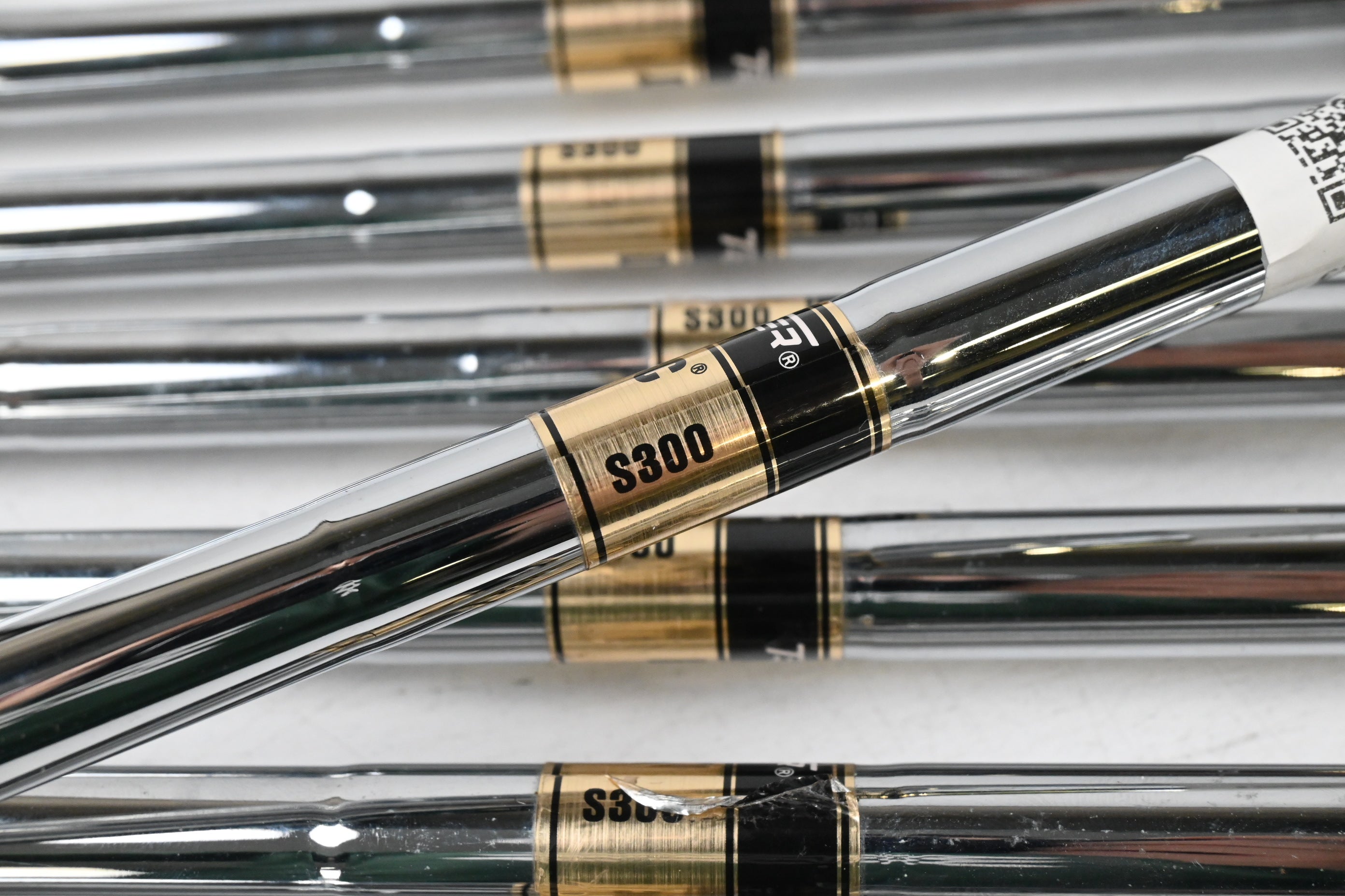 Mizuno MP-5 Irons / 4-PW / Stiff Flex Dynamic Gold S300 Shafts