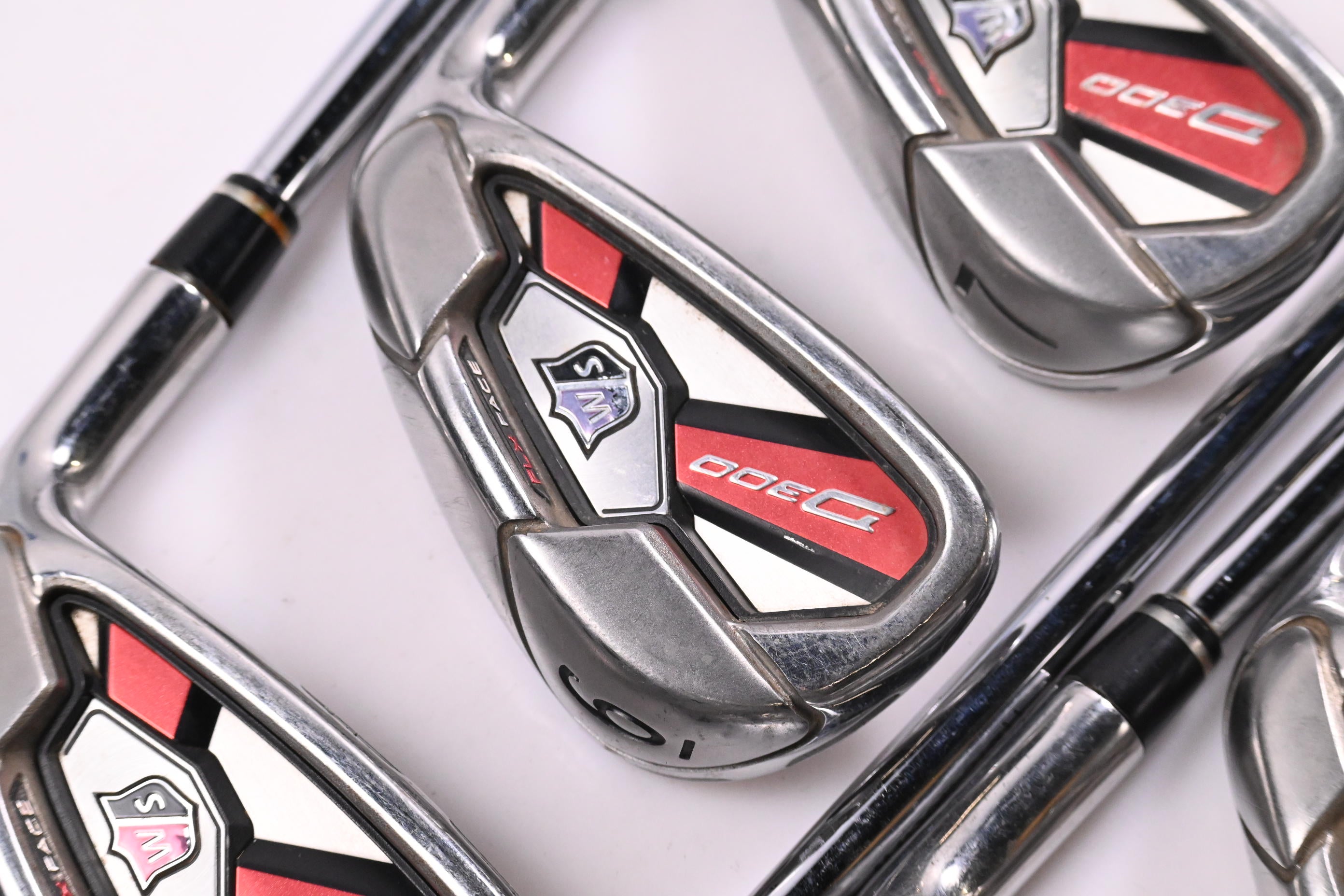 Wilson D300 Irons / 5-PW+GW / Regular Flex KBS Tour 80 Shafts