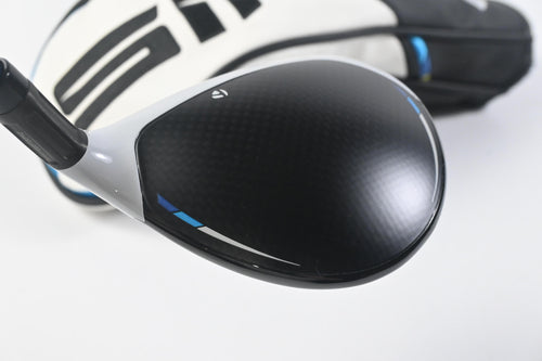 Taylormade SIM2 Max #5 Wood / 18 Degree / Regular Flex Ventus Blue 5 Shaft