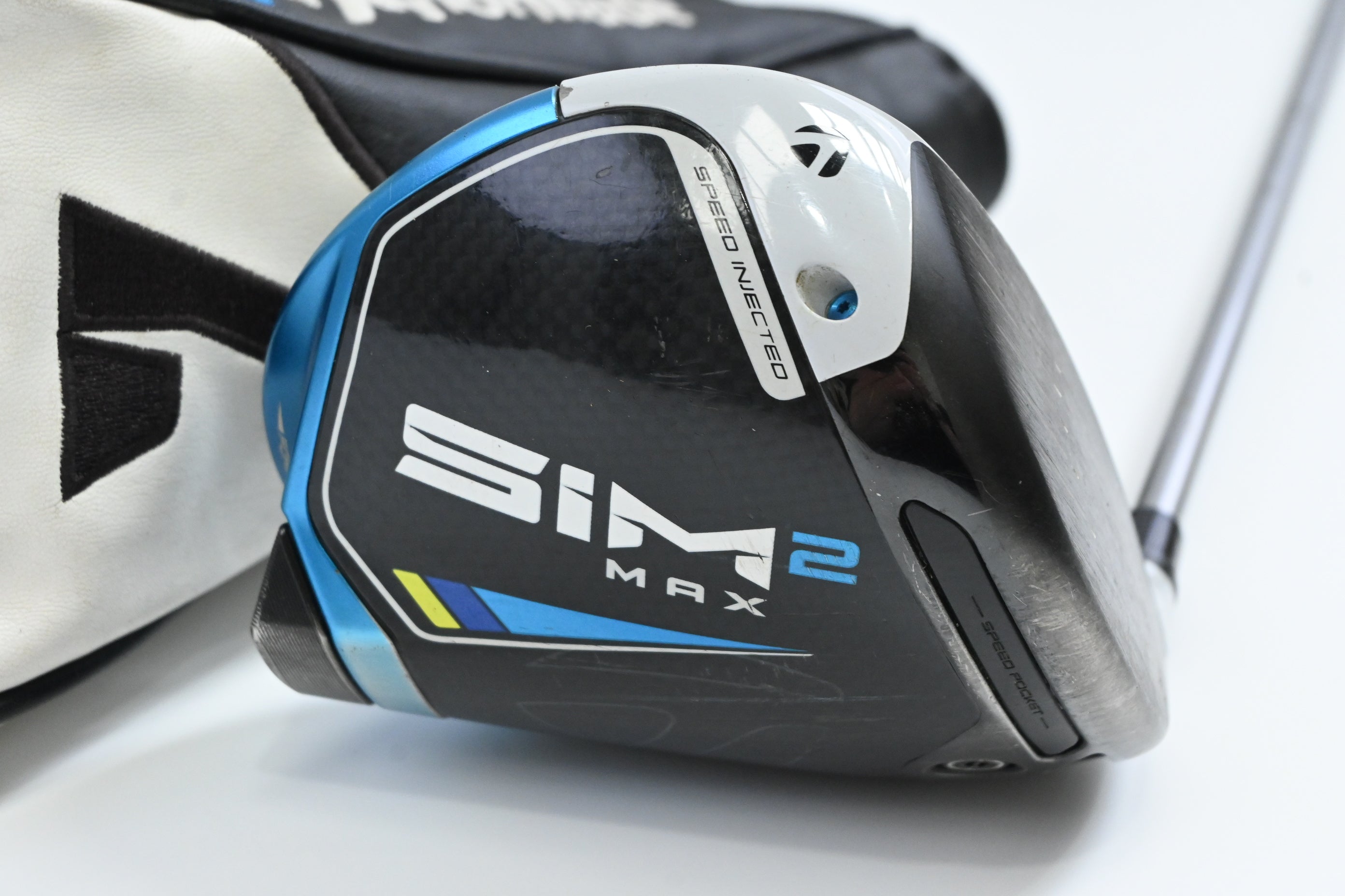 Taylormade SIM2 Max Driver / 10.5 Degree / Stiff Flex Kuro Kage Silver 60 Shaft
