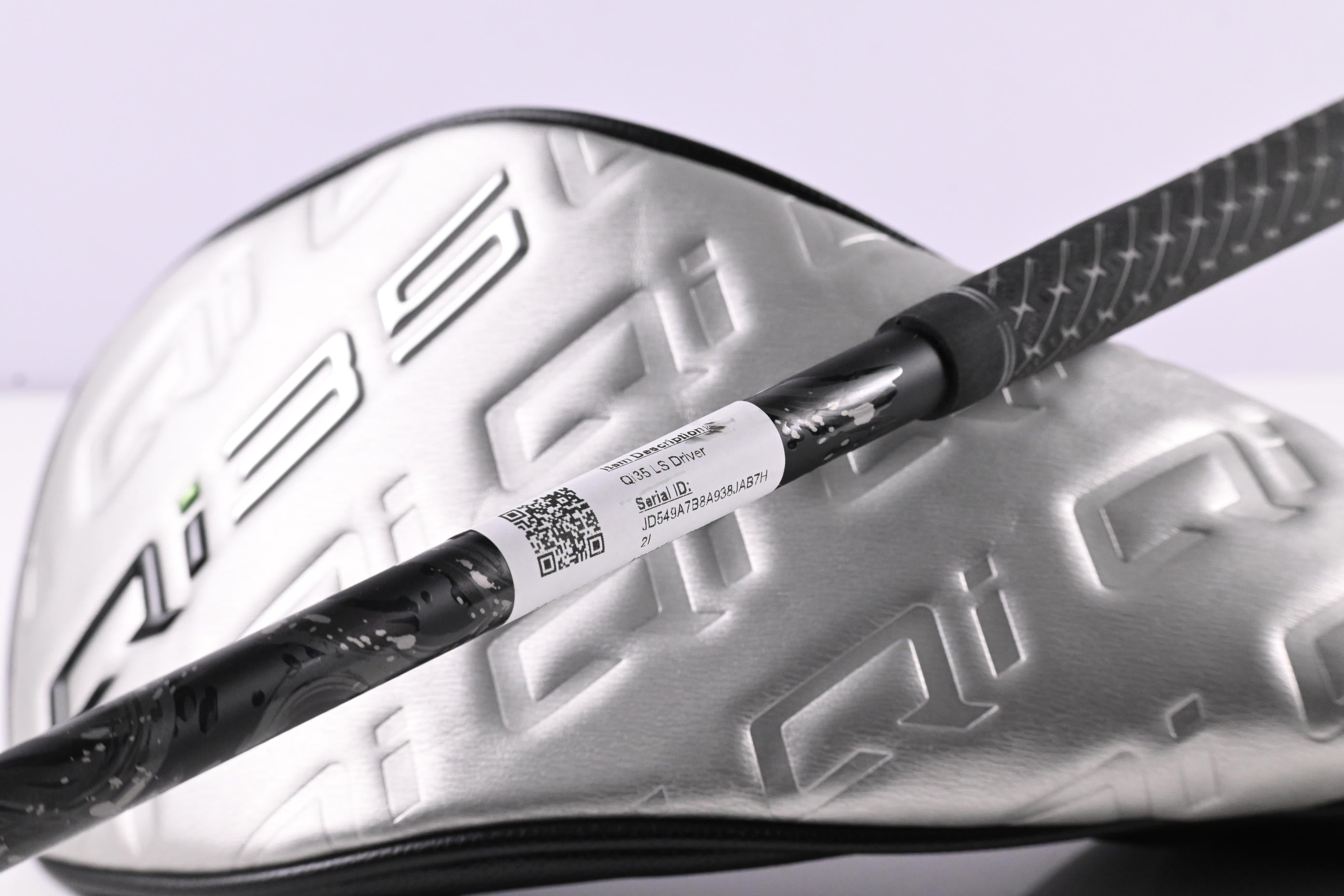 Taylormade Qi35 LS Driver / 9 Degree / Stiff Flex Kai'li White Dark Wave 60