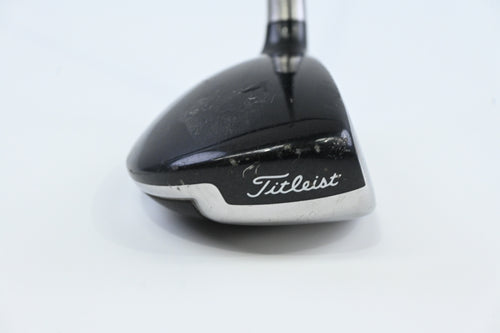 Titleist 909H #3 Hybrid / 19 Degree / Stiff Flex Aldila Voodoo Shaft